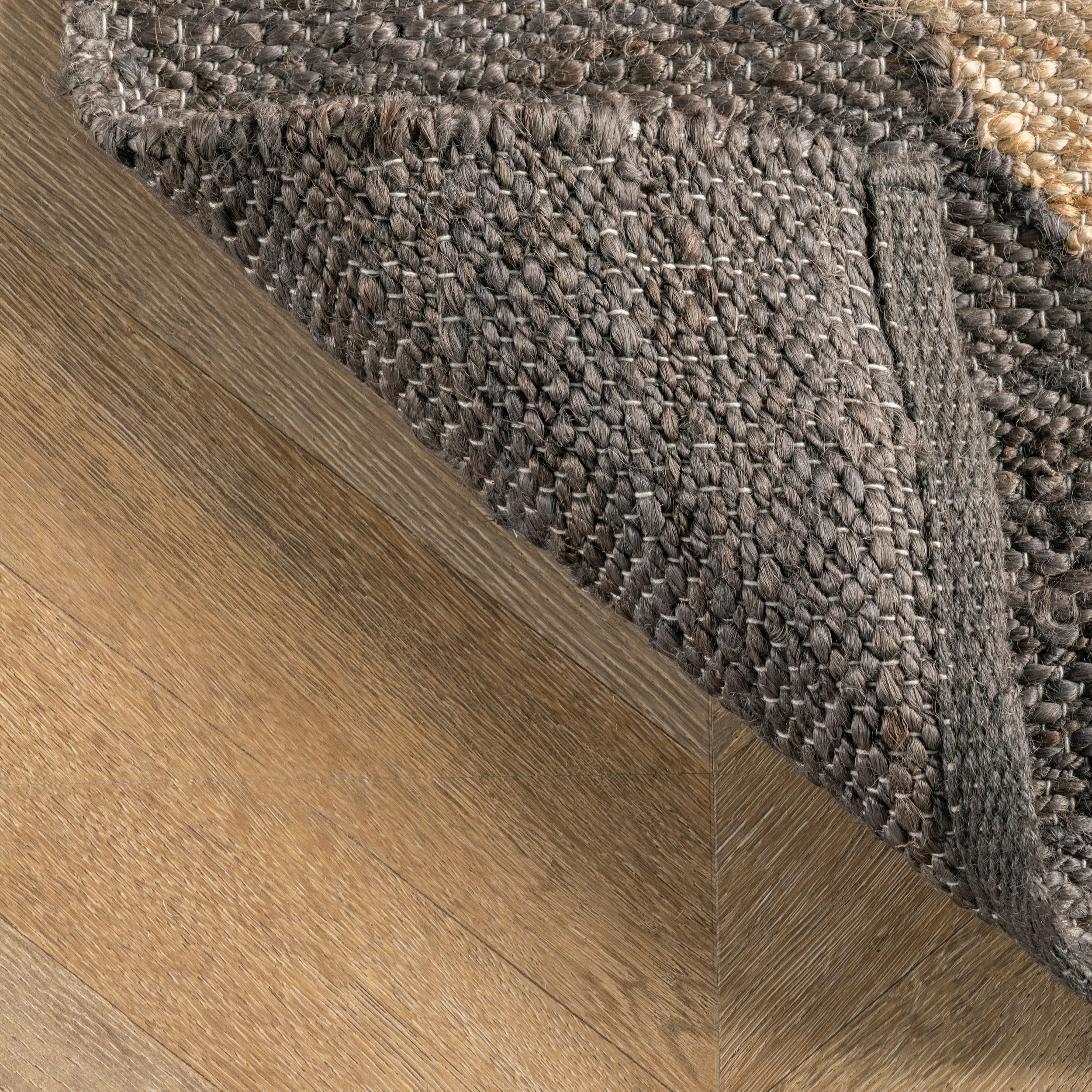 Nuloom Pandora Diamond Jute Area Rug
