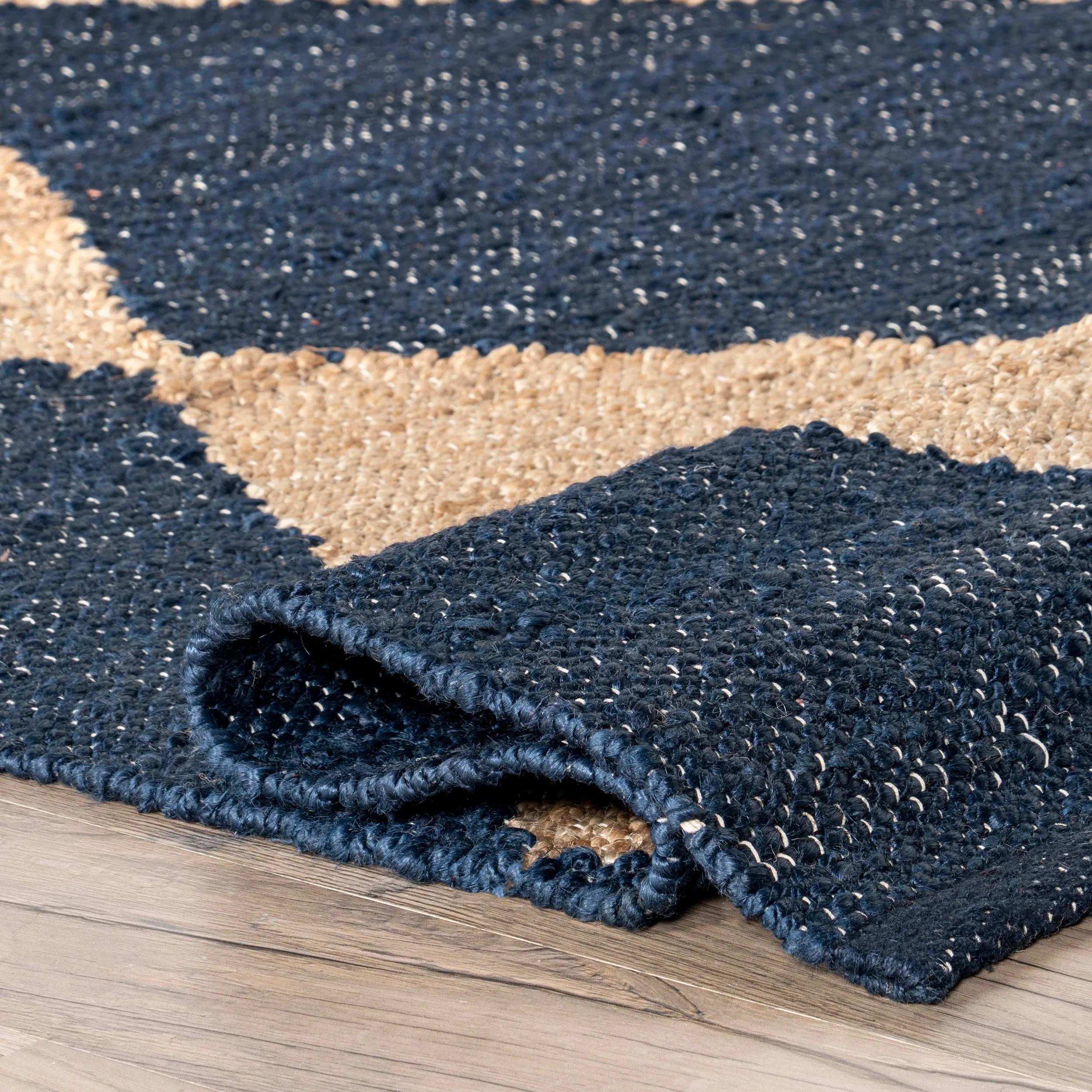 Nuloom Pandora Diamond Jute Area Rug