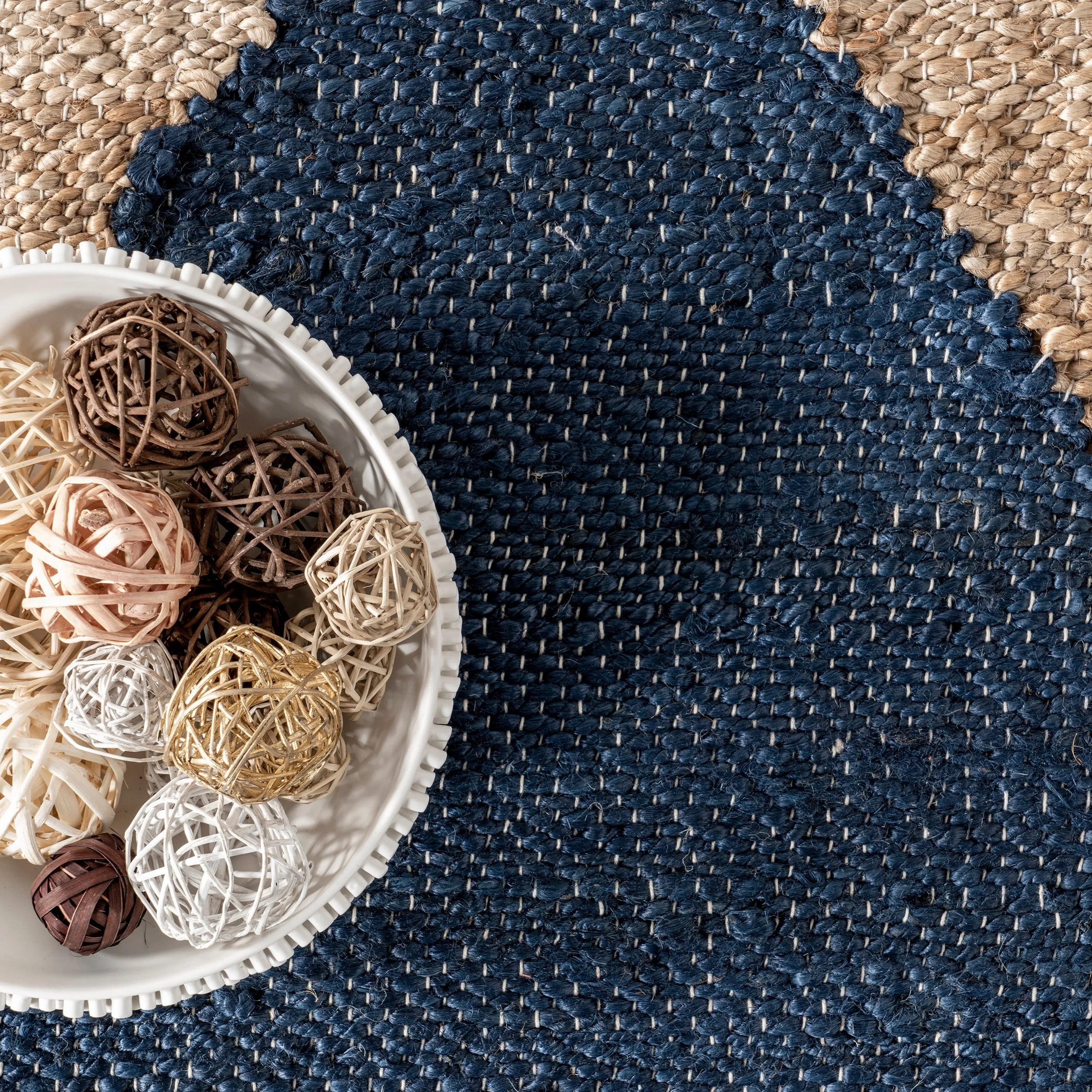Nuloom Pandora Diamond Jute Area Rug