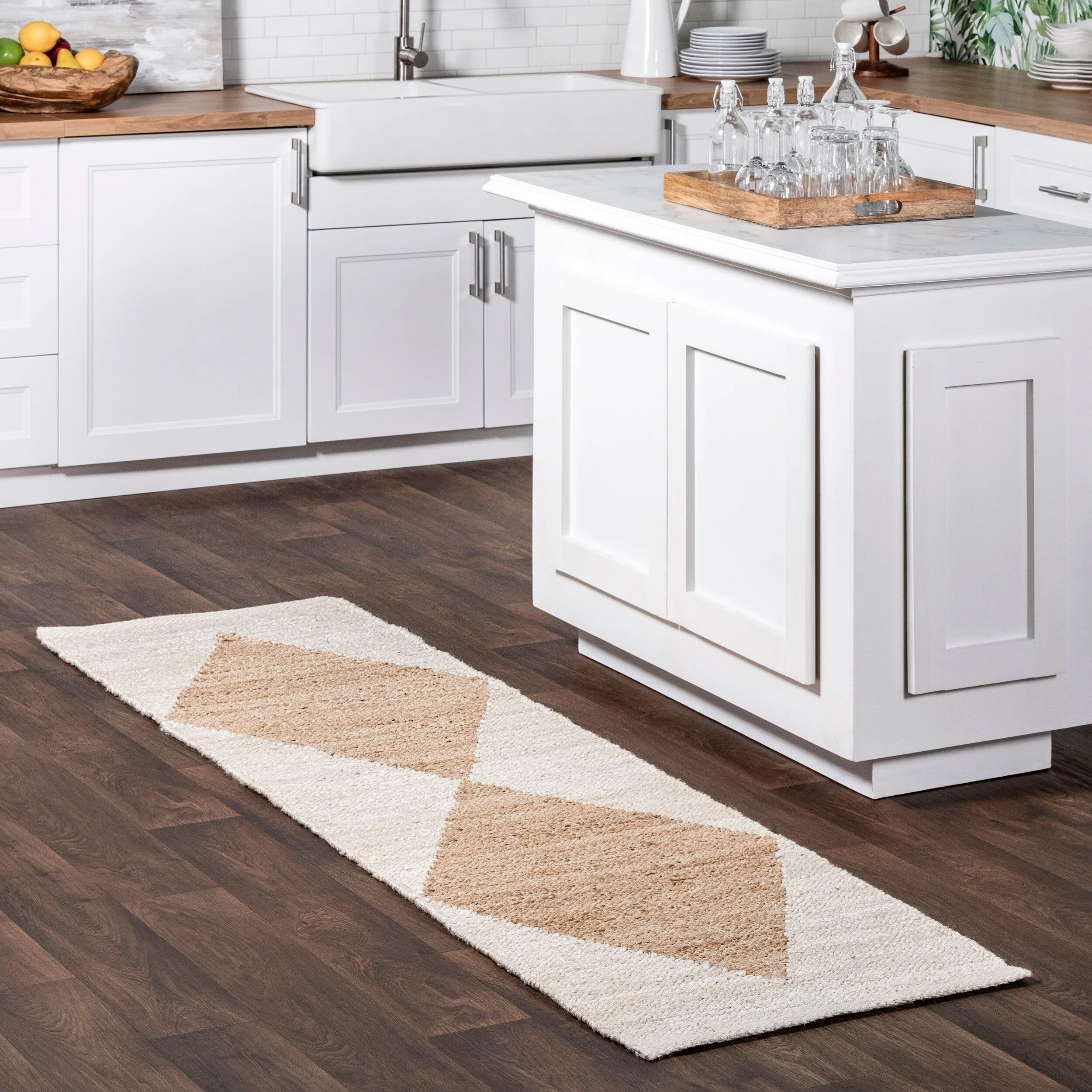 Nuloom Pandora Diamond Jute Area Rug