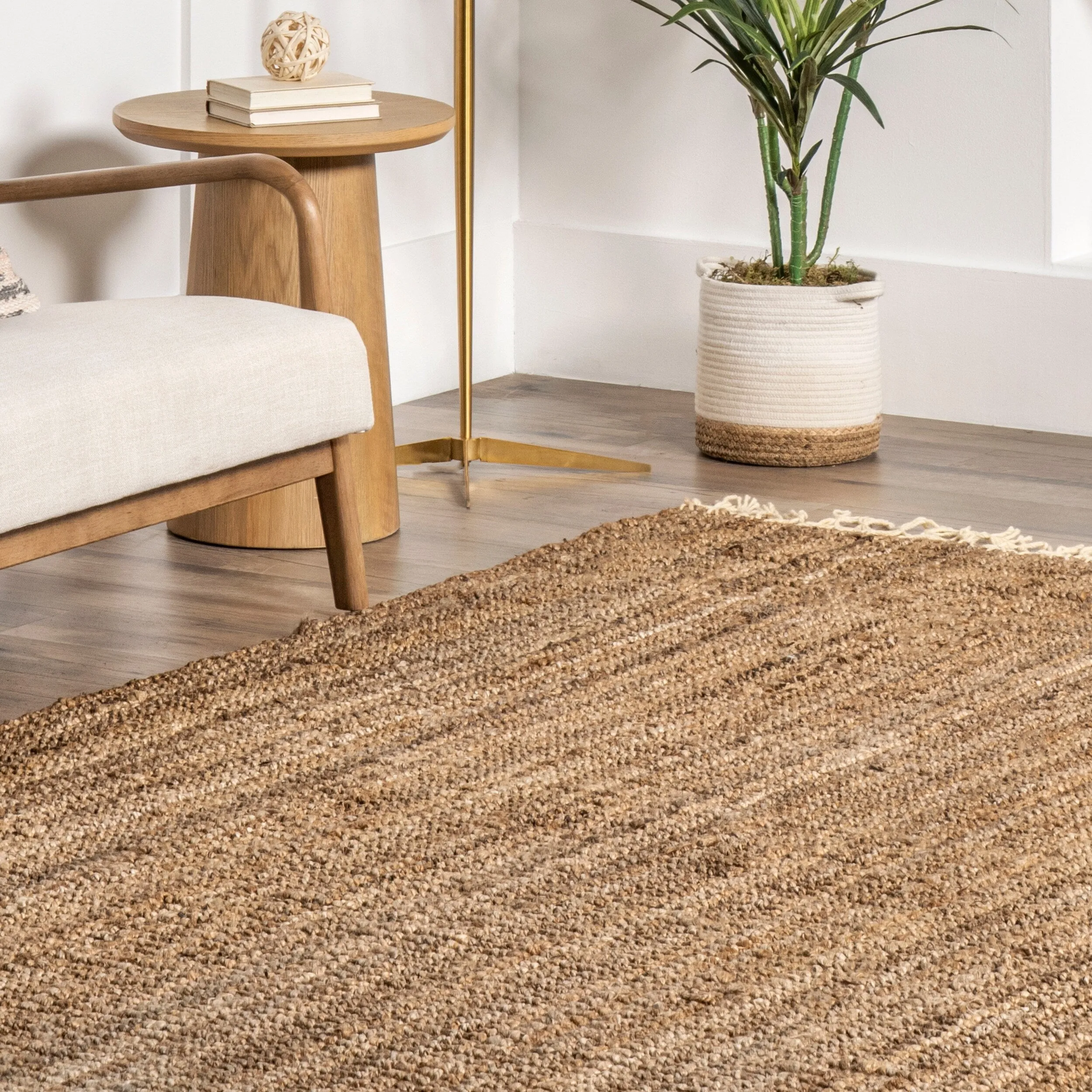 Nuloom Raleigh Farmhouse Jute Tasseled Area Rug