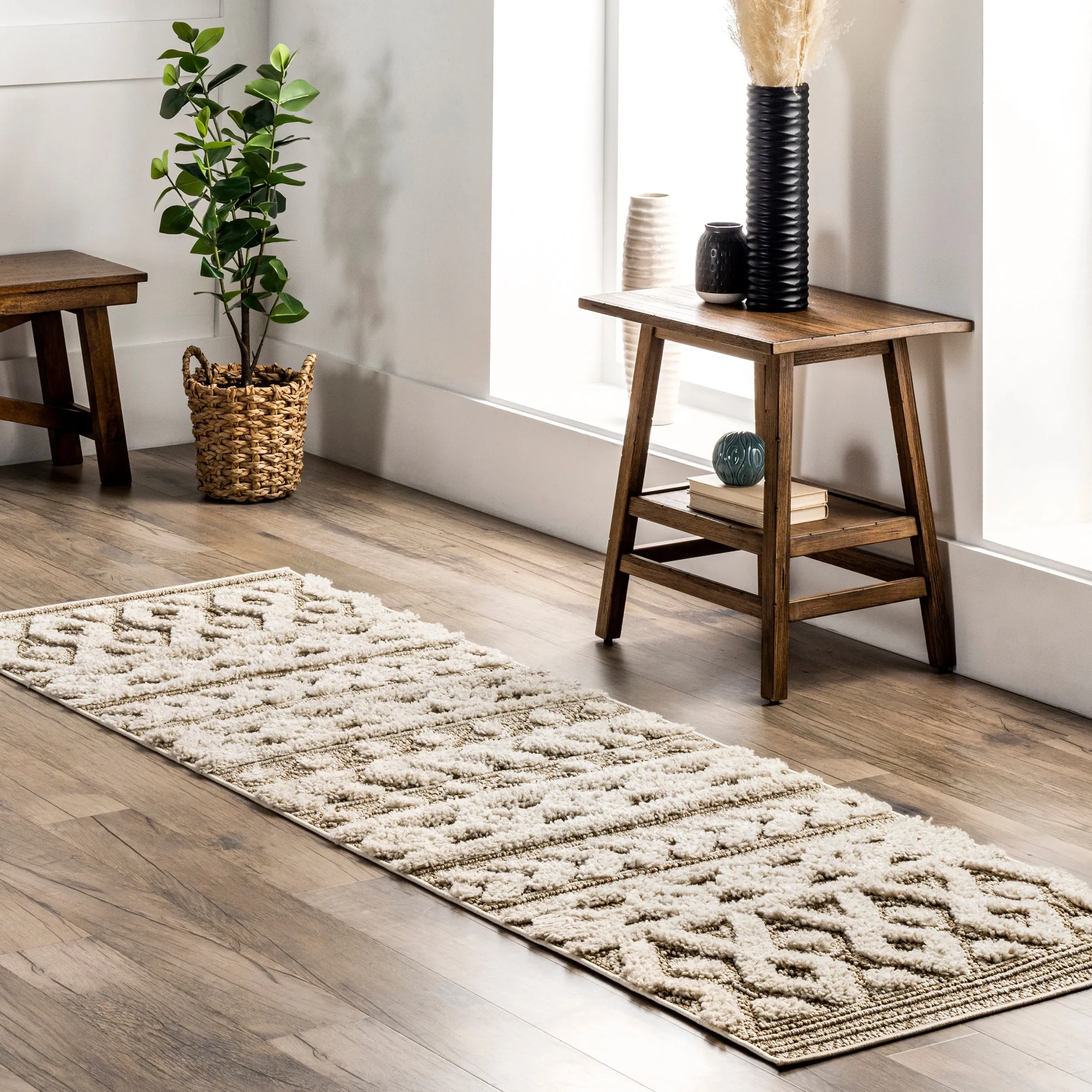 Nuloom Rebecca High Low Textured Shaggy Area Rug