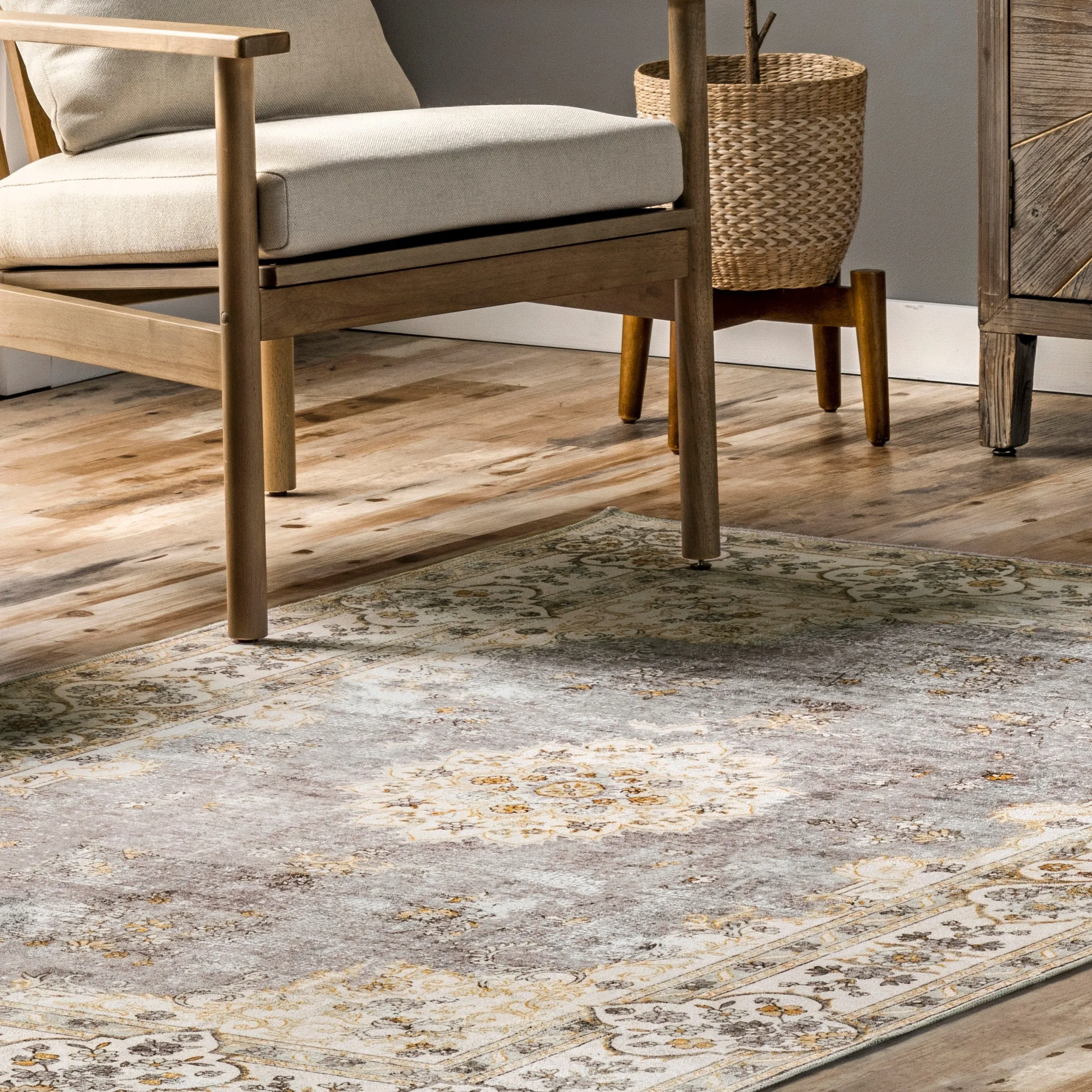 Nuloom Ren SpinClean Vintage Floral Machine Washable Area Rug