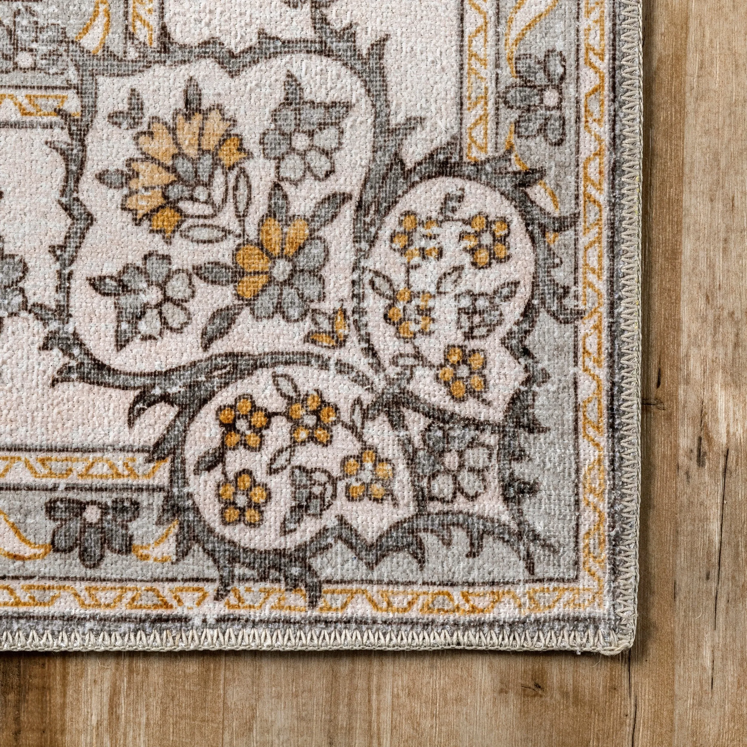 Nuloom Ren SpinClean Vintage Floral Machine Washable Area Rug