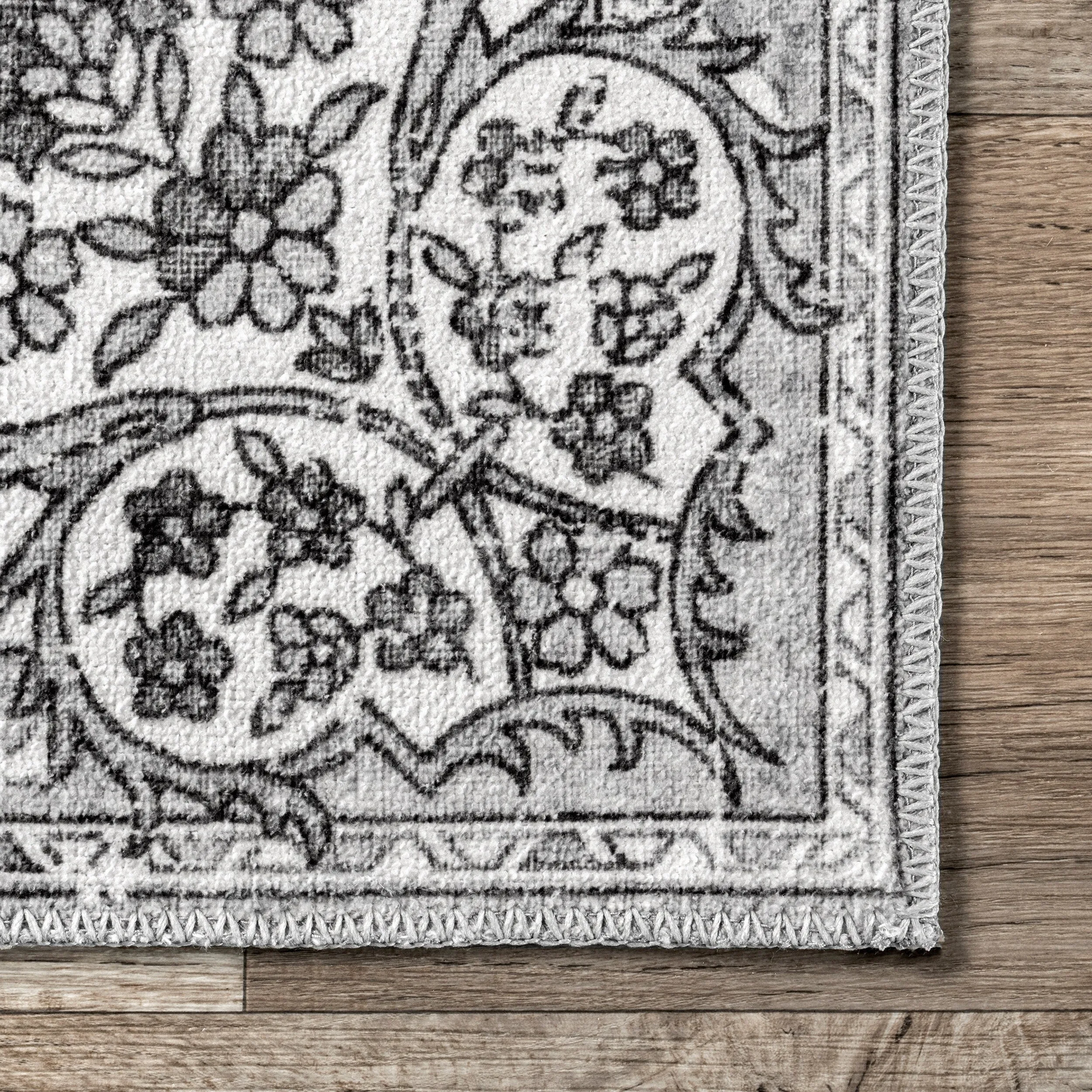 Nuloom Ren SpinClean Vintage Floral Machine Washable Area Rug