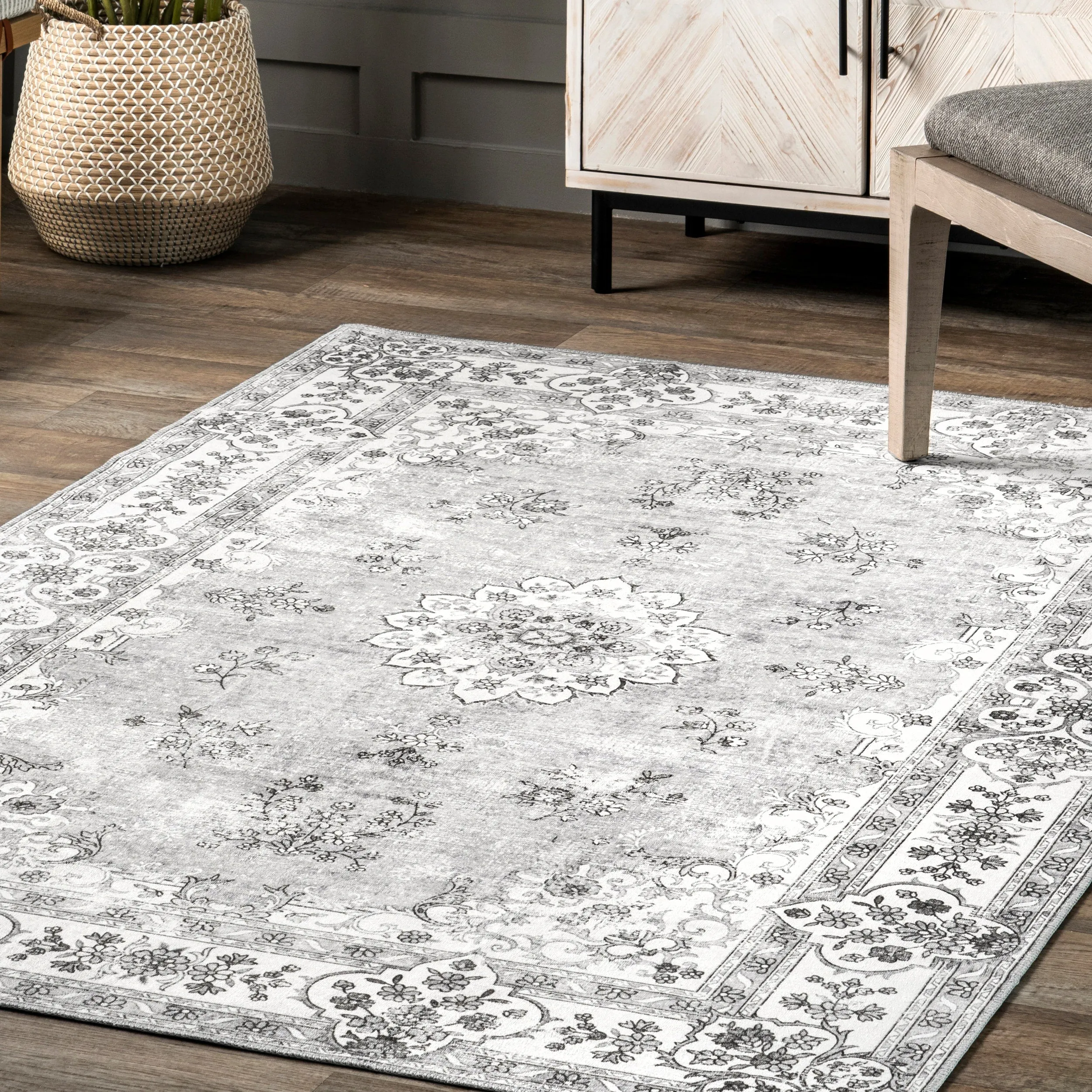 Nuloom Ren SpinClean Vintage Floral Machine Washable Area Rug