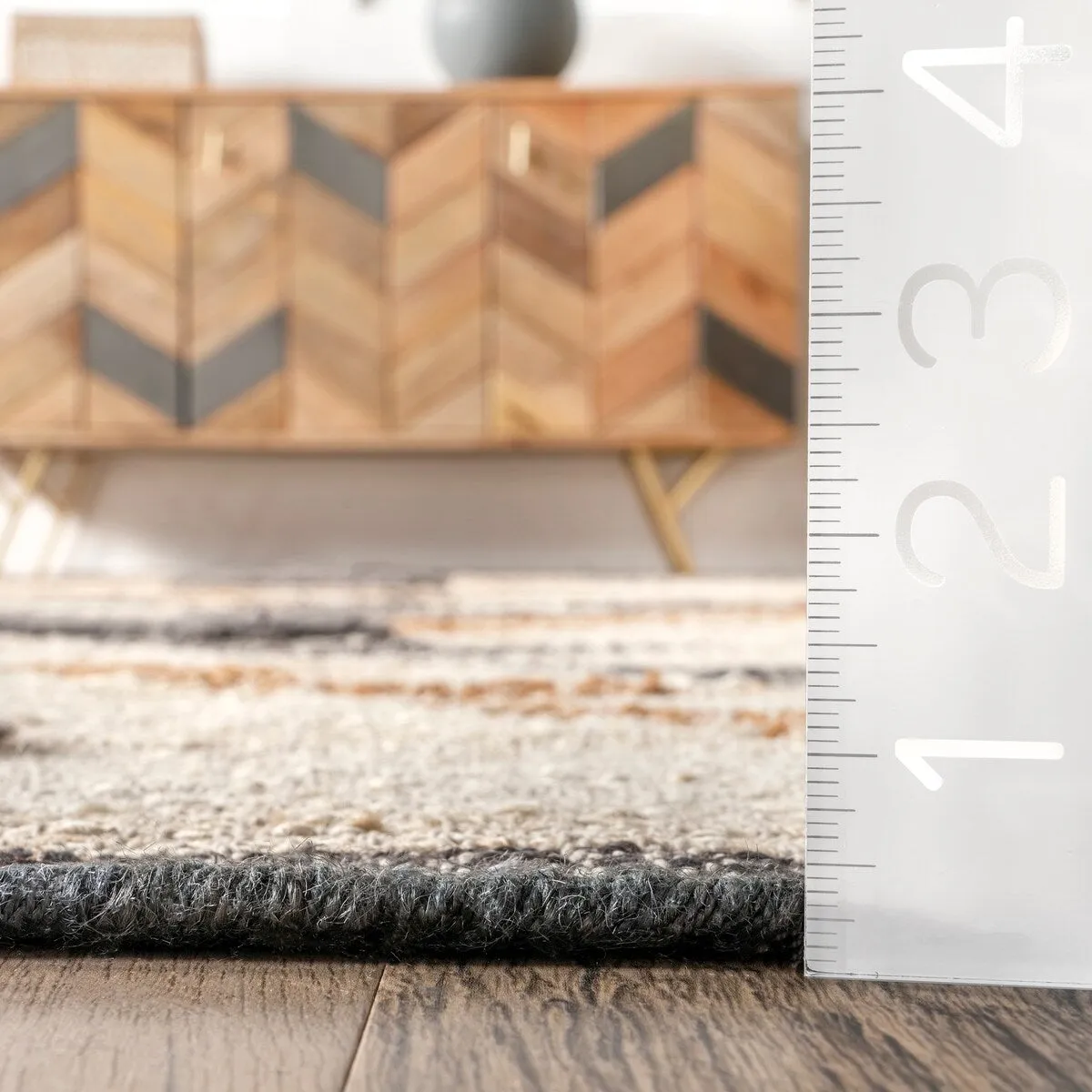 Nuloom Rosanna Southwestern Symbols Jute Area Rug