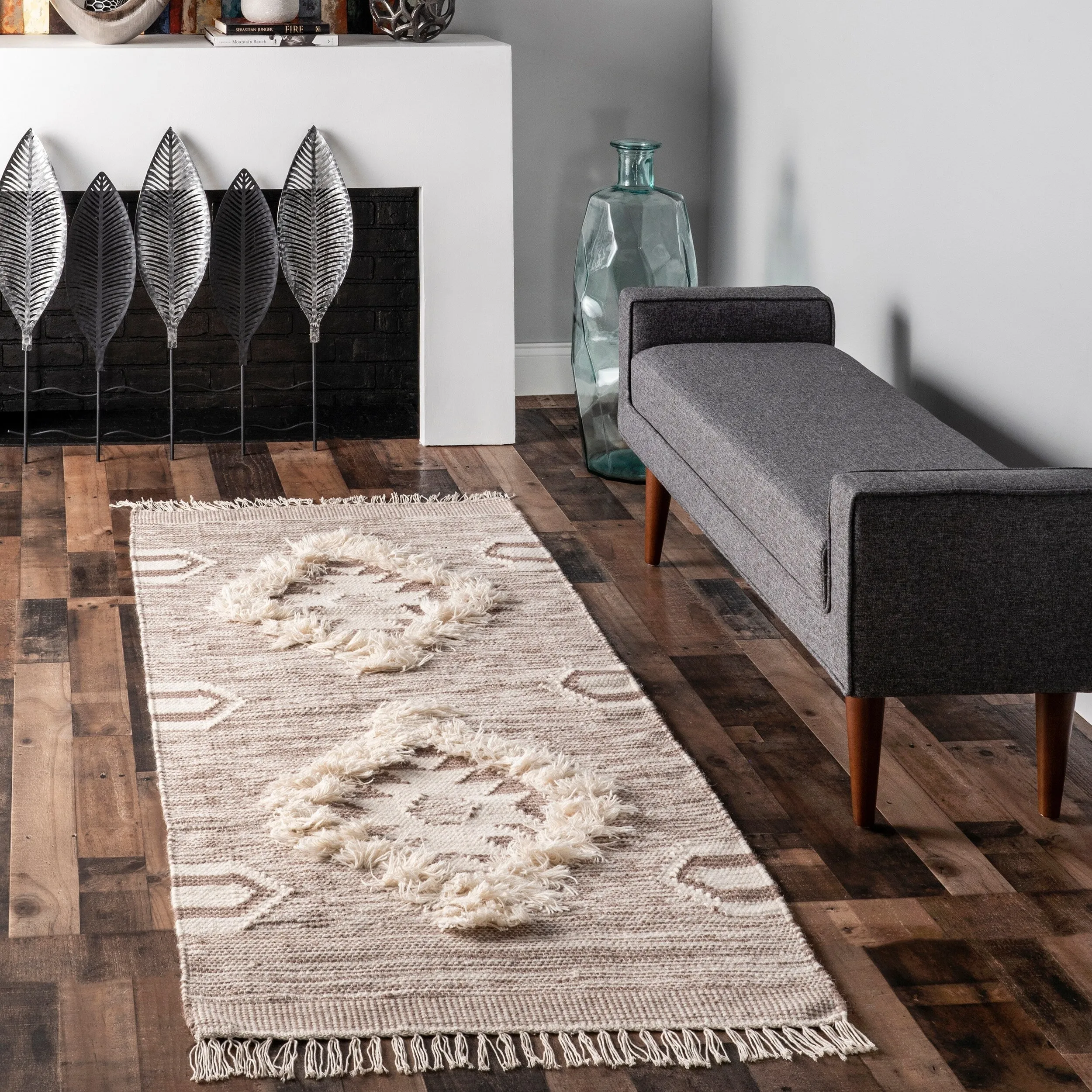Nuloom Savannah Moroccan Tasseled Wool Area Rug