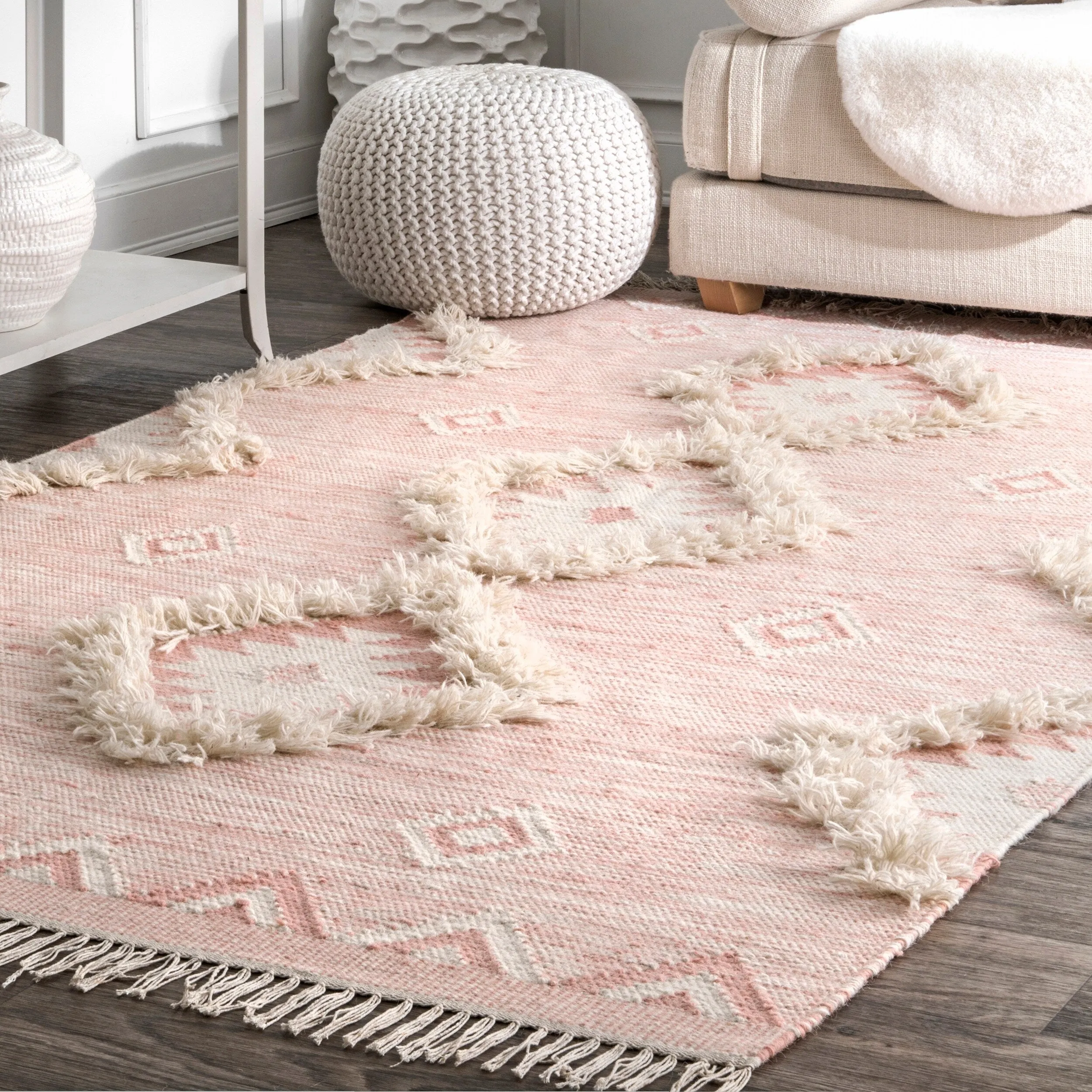 Nuloom Savannah Moroccan Tasseled Wool Area Rug
