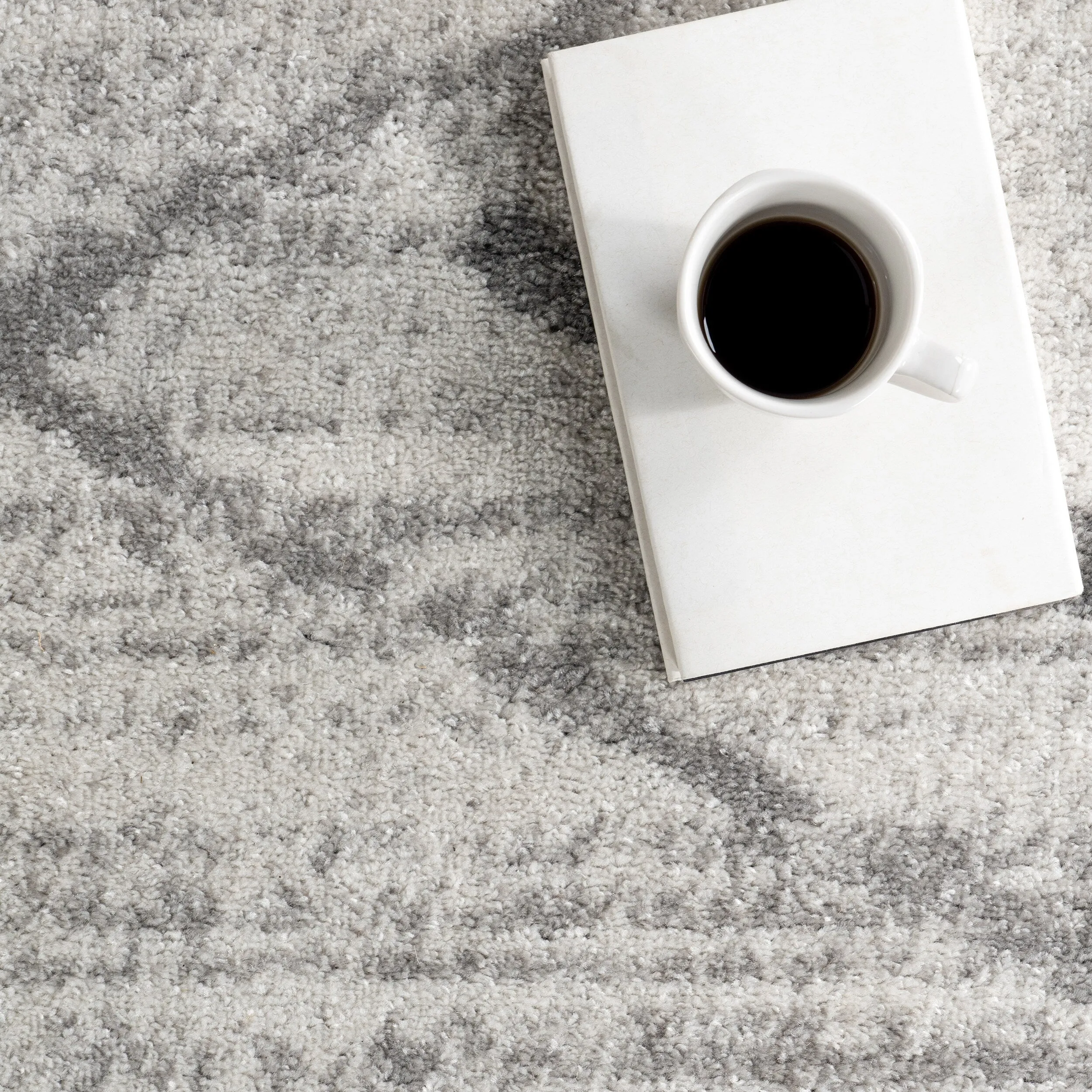 Nuloom Skylar Modern Abstract Area Rug