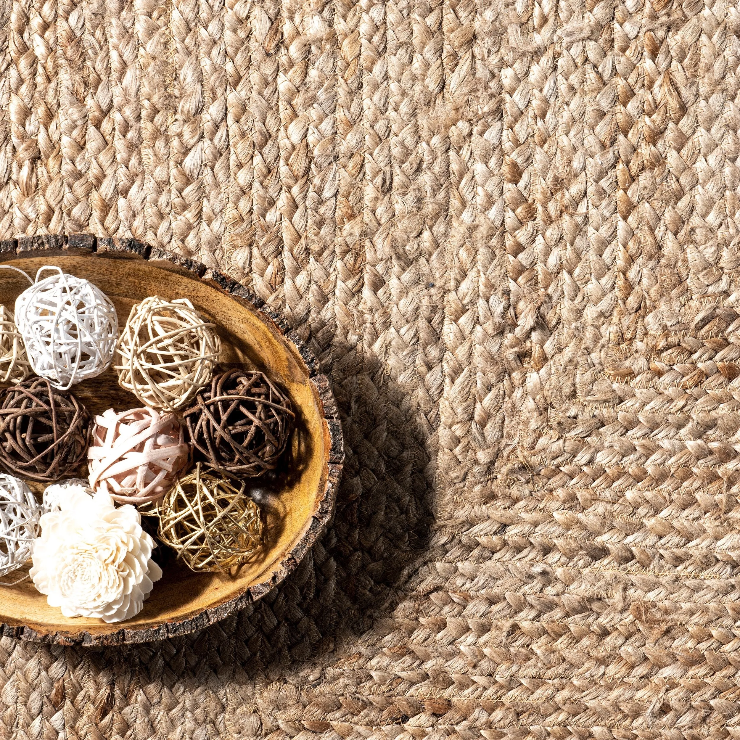 Nuloom Tera Petals Braided Jute Area Rug