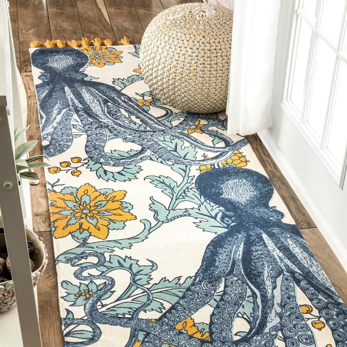 Nuloom Thomas Paul Octopus Tasseled Area Rug
