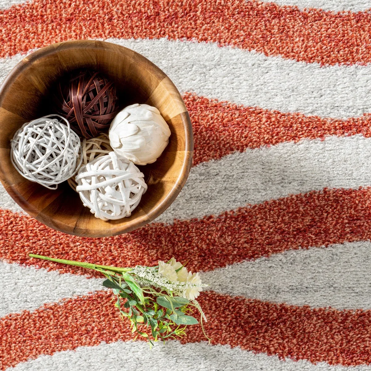 Nuloom Tristan Contemporary Waves Area Rug
