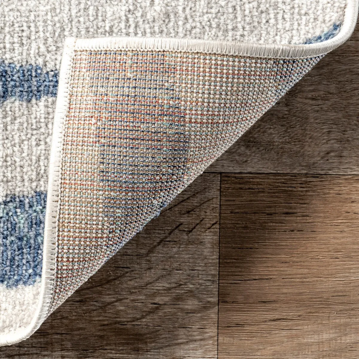 Nuloom Tristan Contemporary Waves Area Rug