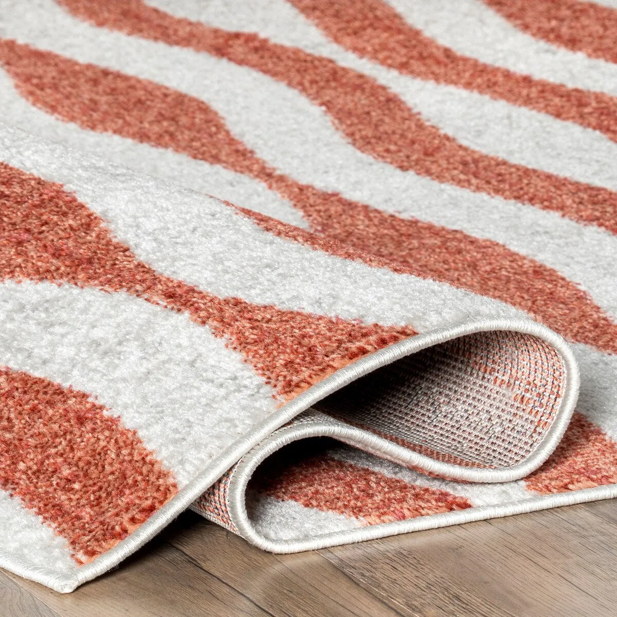 Nuloom Tristan Contemporary Waves Area Rug