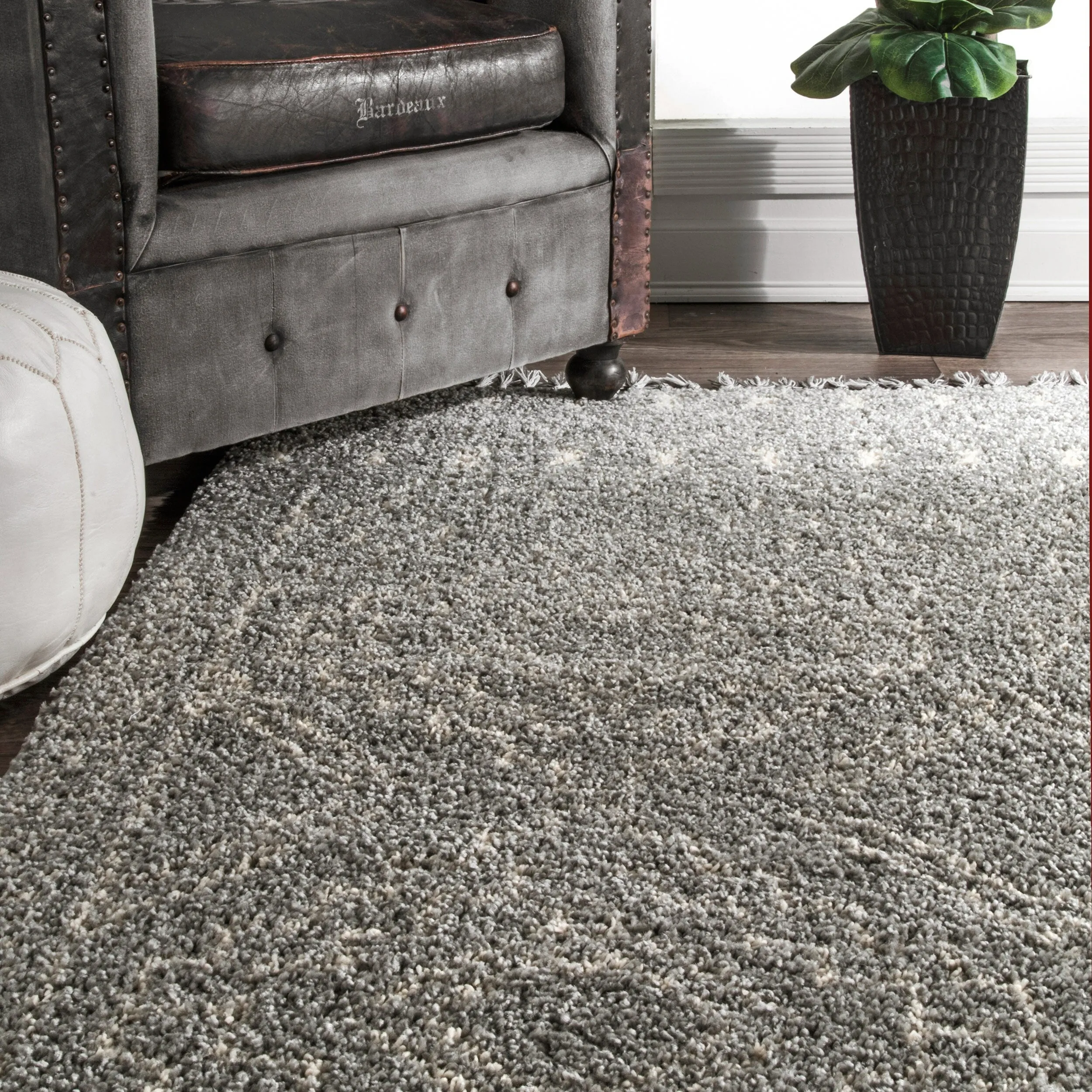 Nuloom Vasiliki Moroccan Shag Tasseled Area Rug