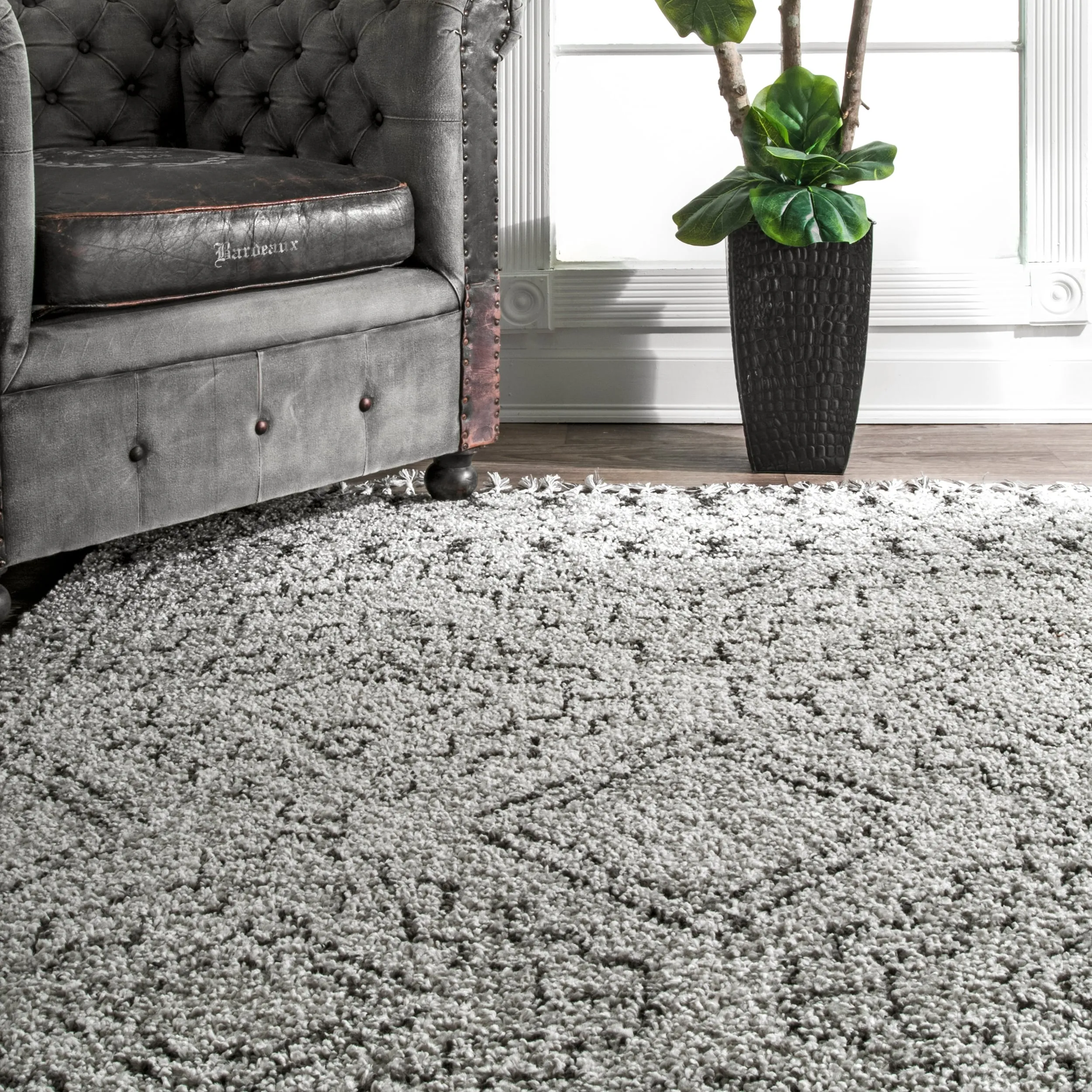 Nuloom Vasiliki Moroccan Shag Tasseled Area Rug