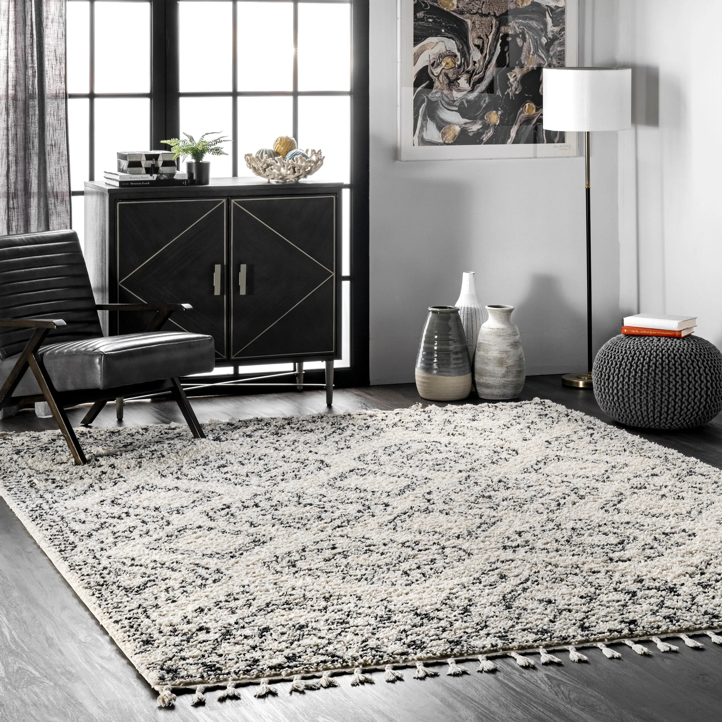 Nuloom Vasiliki Moroccan Shag Tasseled Area Rug
