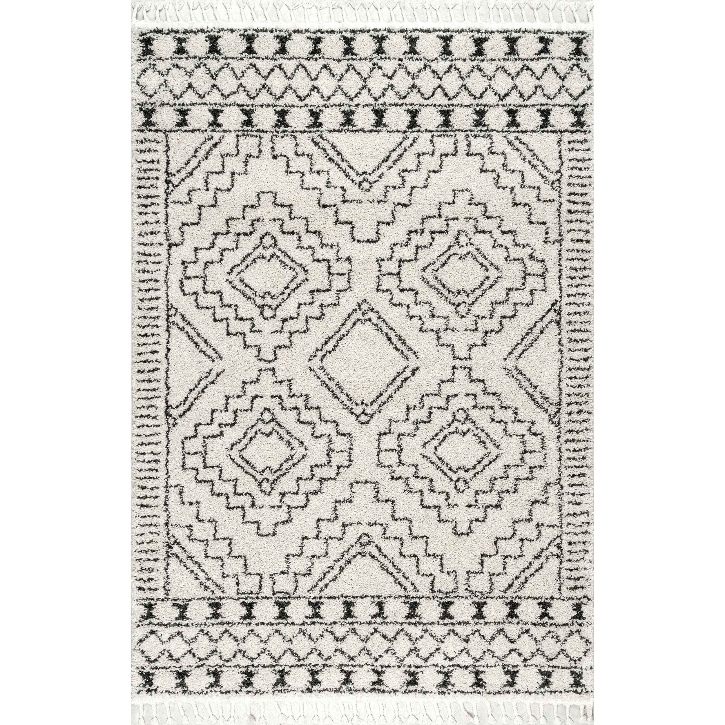 Nuloom Vasiliki Moroccan Shag Tasseled Area Rug