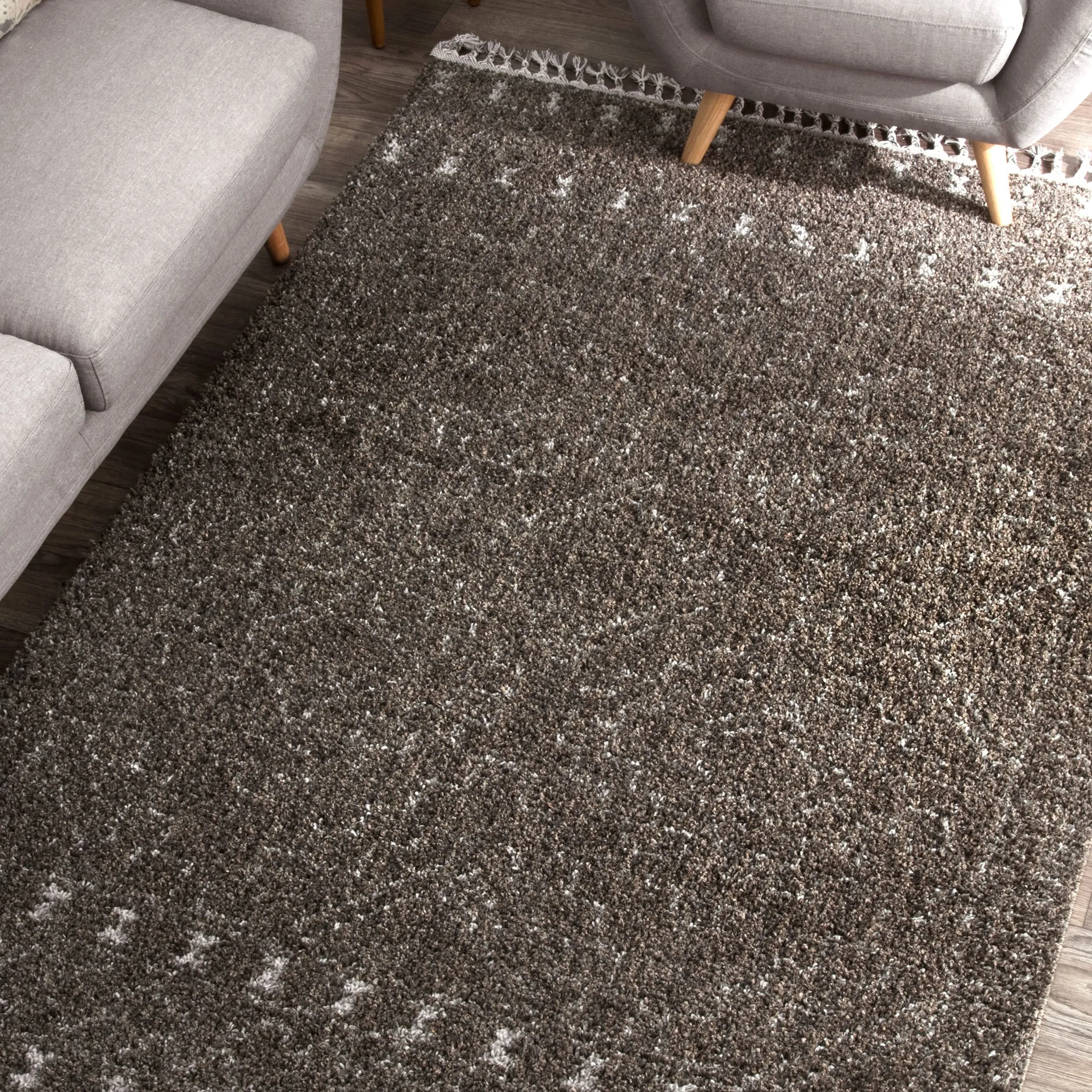 Nuloom Vasiliki Moroccan Shag Tasseled Area Rug