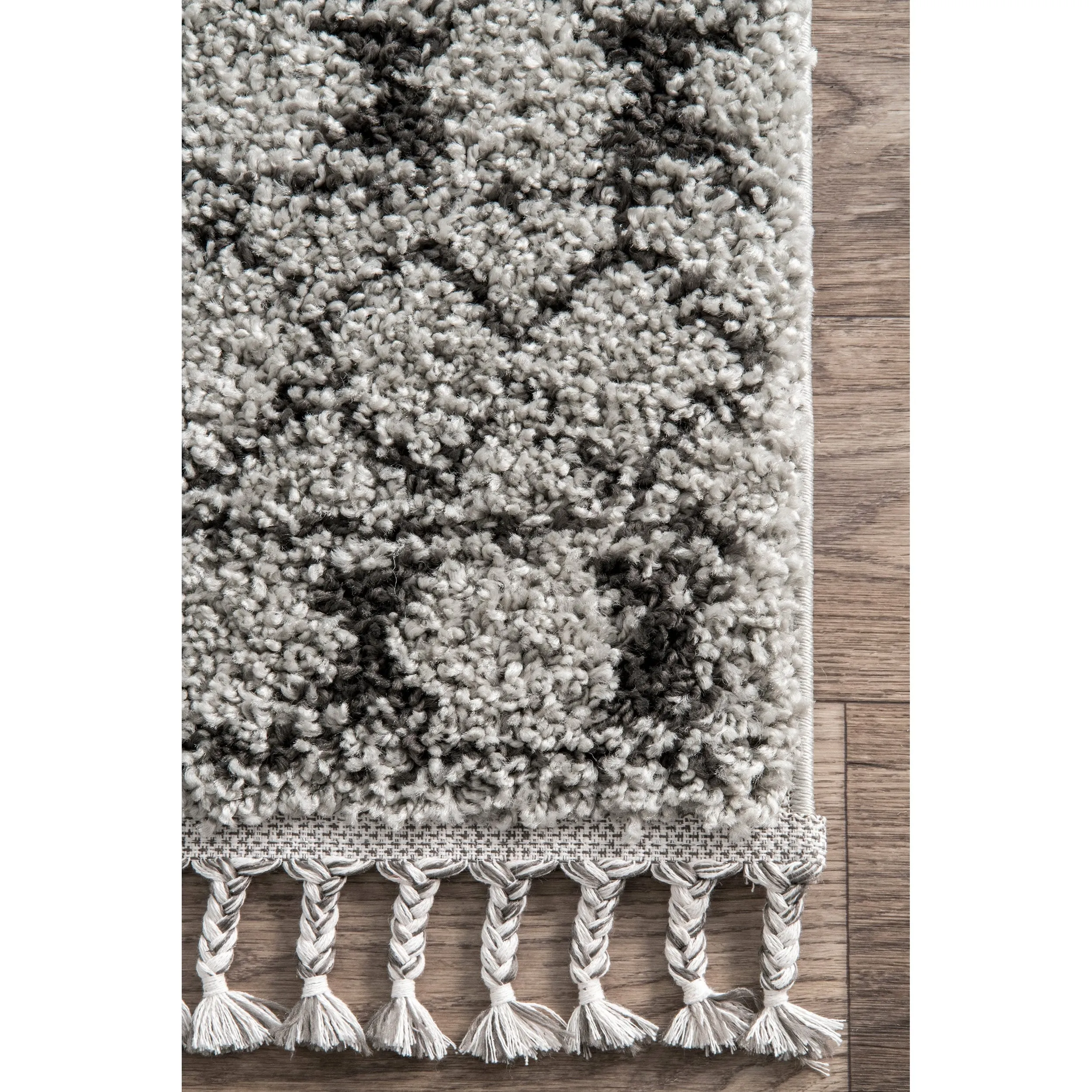 Nuloom Vasiliki Moroccan Shag Tasseled Area Rug