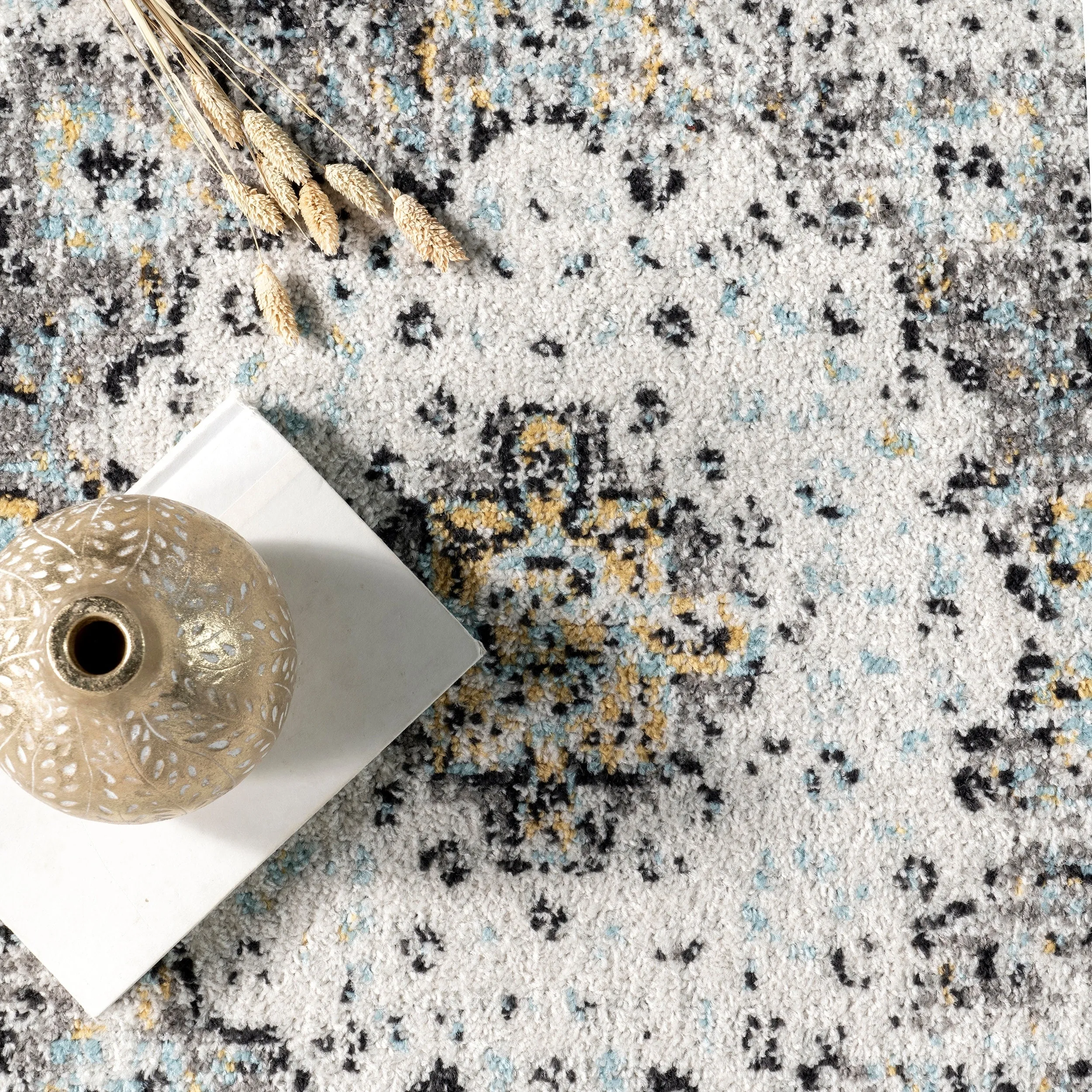 Nuloom Verona Vintage Persian Area Rug