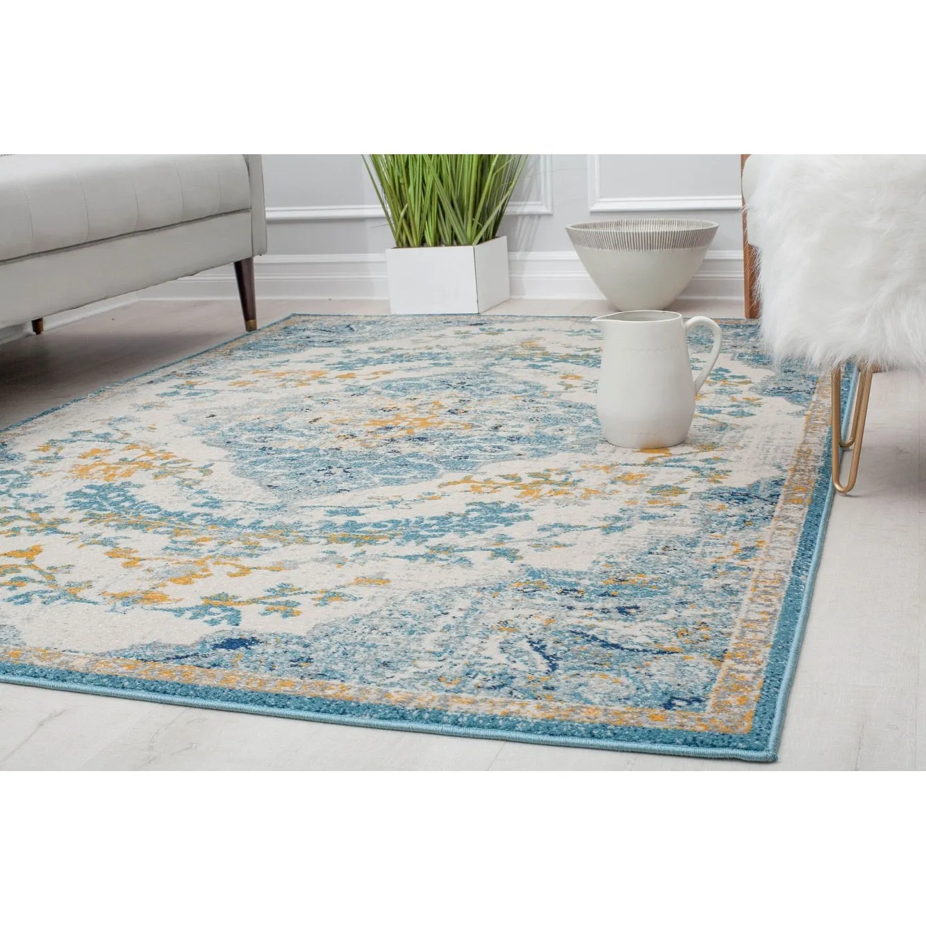 Oleander Vintage Transitional Pink Amaranth Medallion Rug