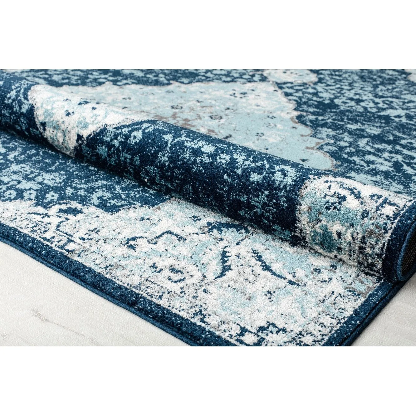 Oleander Vintage Transitional Pink Amaranth Medallion Rug