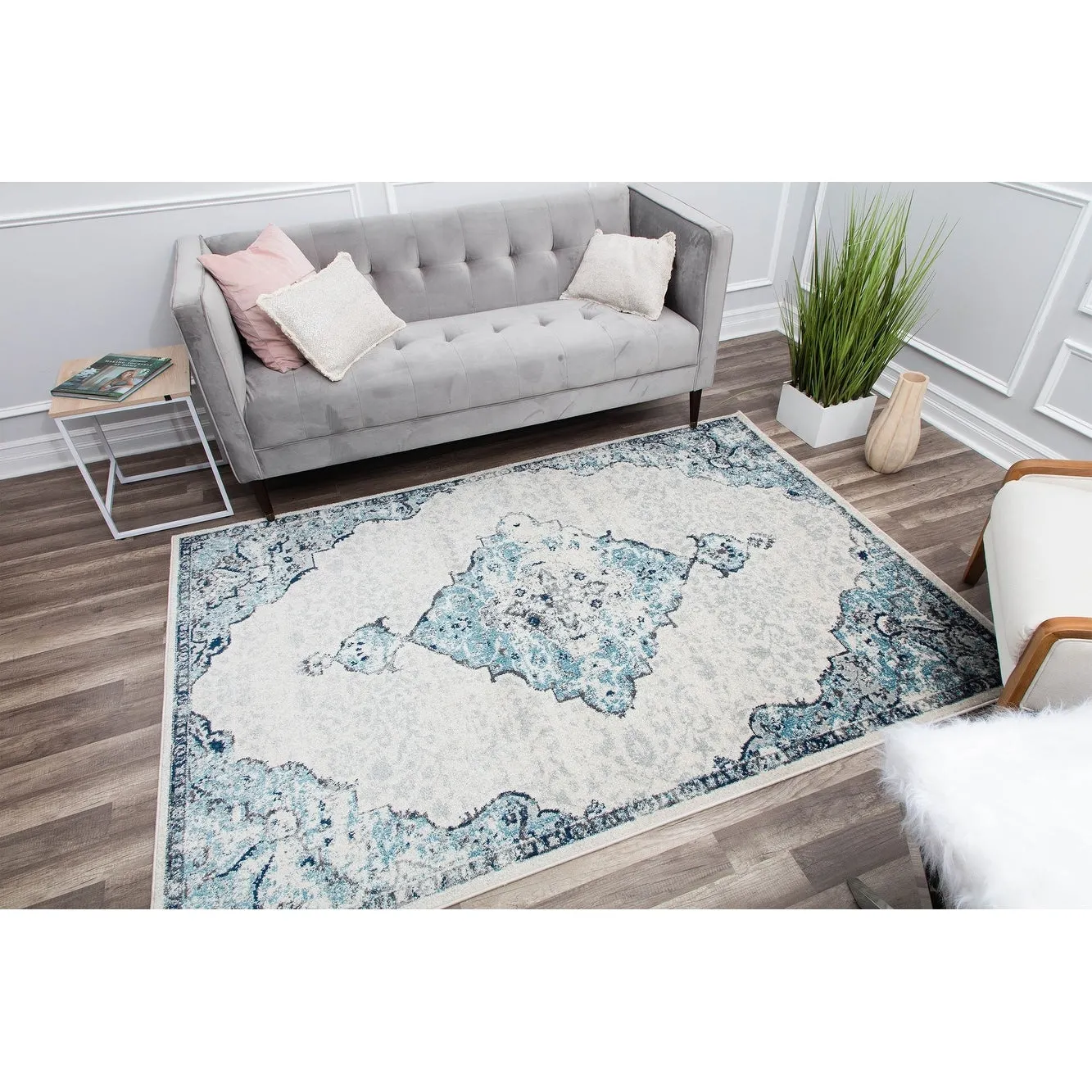 Oleander Vintage Transitional Pink Amaranth Medallion Rug