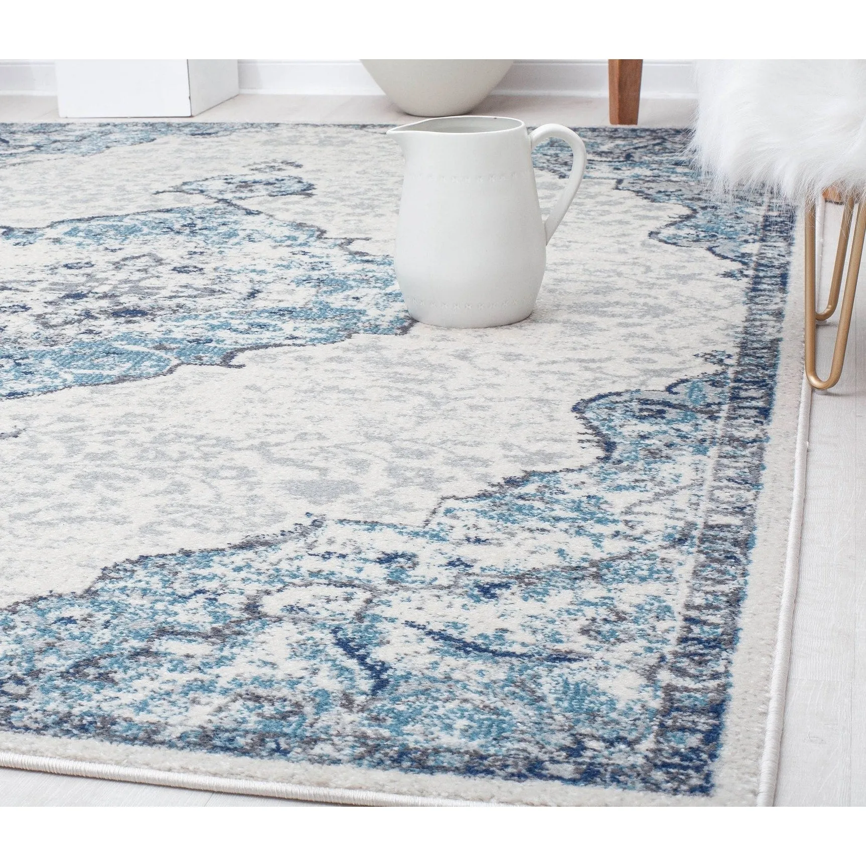 Oleander Vintage Transitional Pink Amaranth Medallion Rug