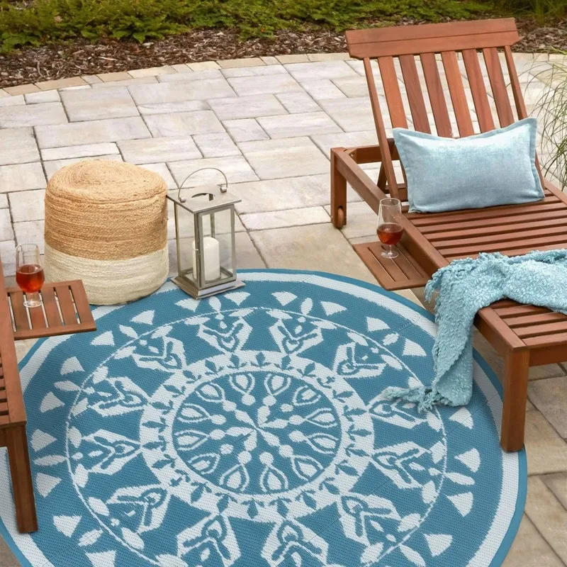 Outdoor5' x 5' Plastic Straw Reversible Rug for Decoration Garden. Backyard. Balcony