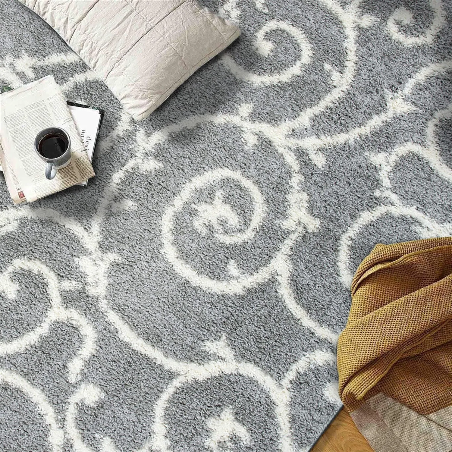 Porch & Den Decatur Indoor Shag Area Rug