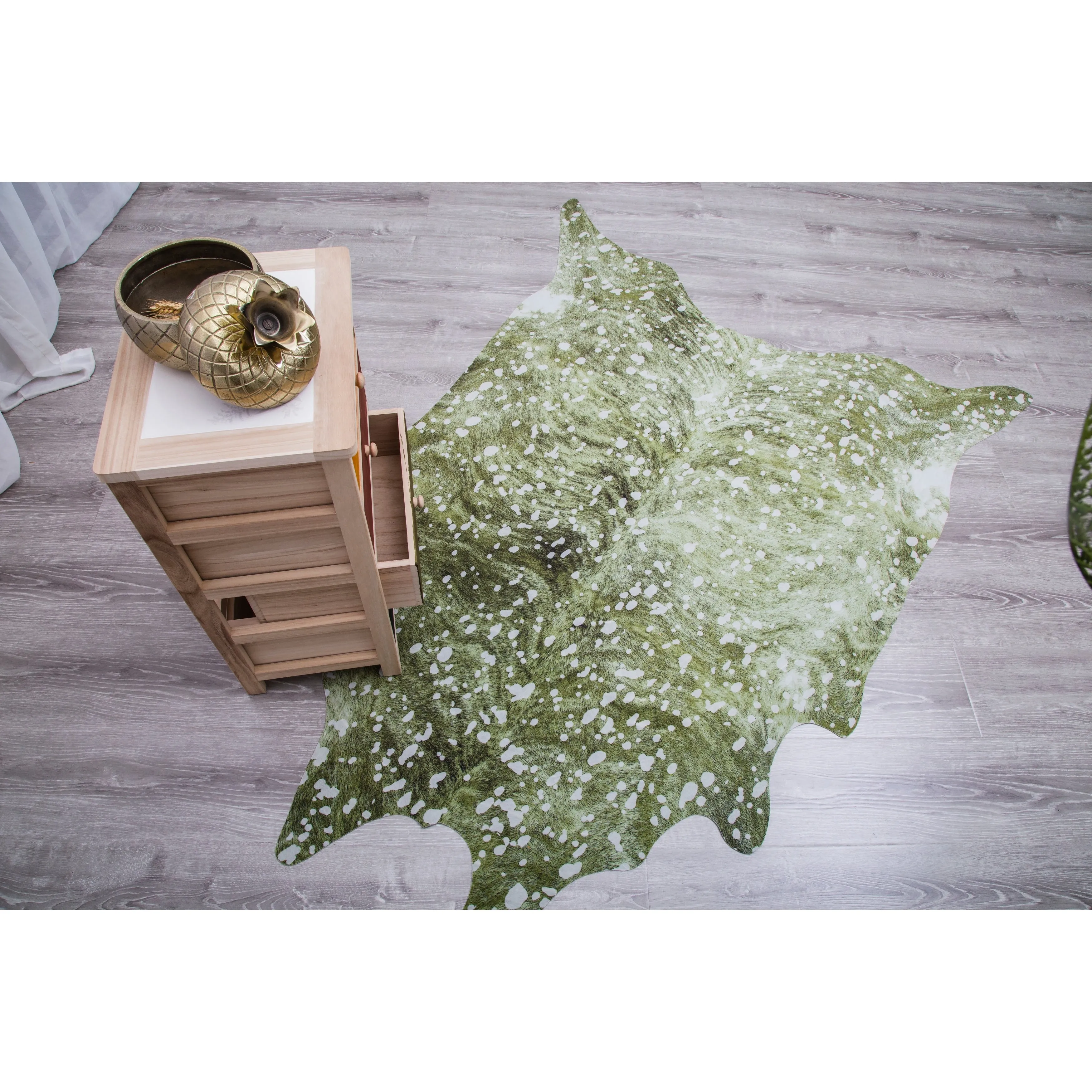 Rio Collection Faux Cowhide Printed Rug with Foil Accents