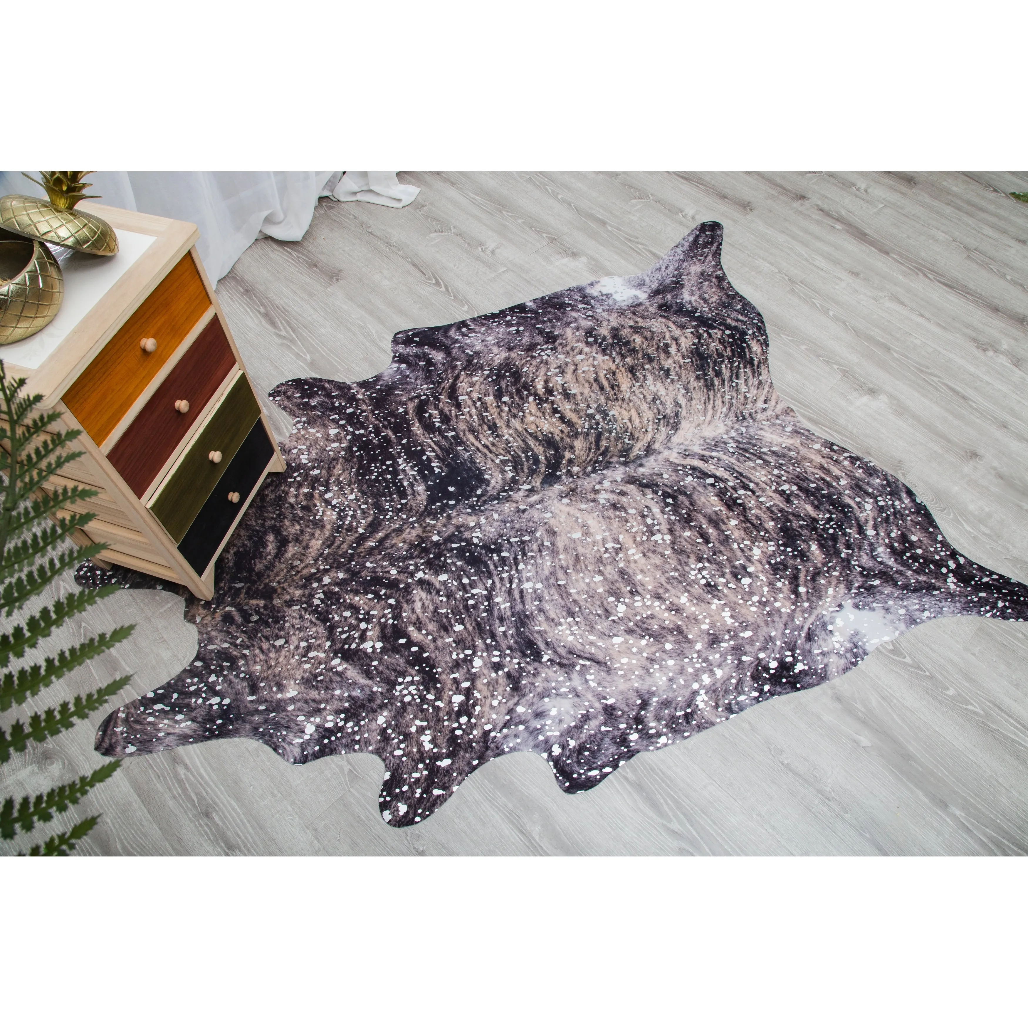 Rio Collection Faux Cowhide Printed Rug with Foil Accents