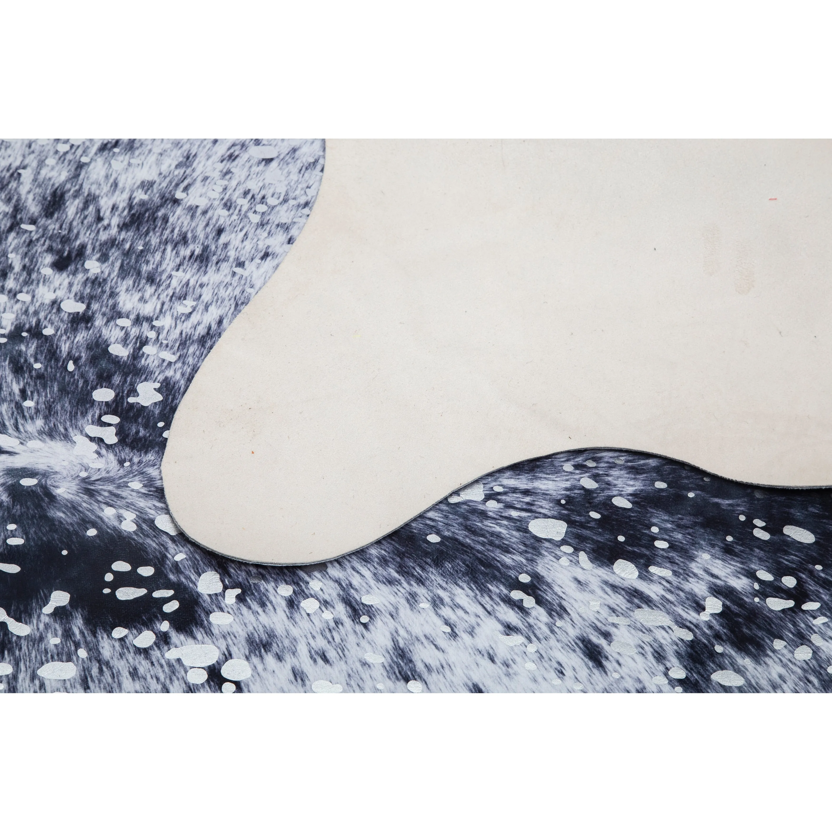 Rio Collection Faux Cowhide Printed Rug with Foil Accents