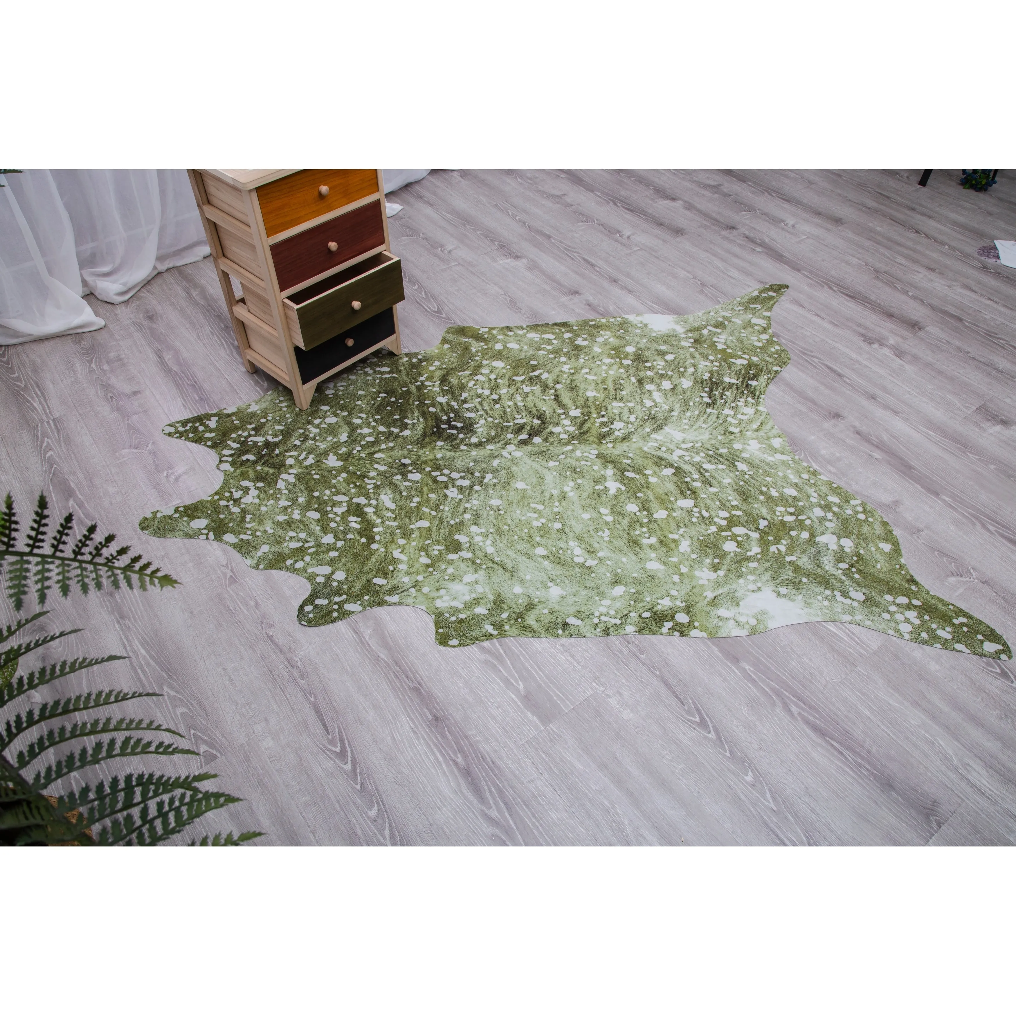 Rio Collection Faux Cowhide Printed Rug with Foil Accents