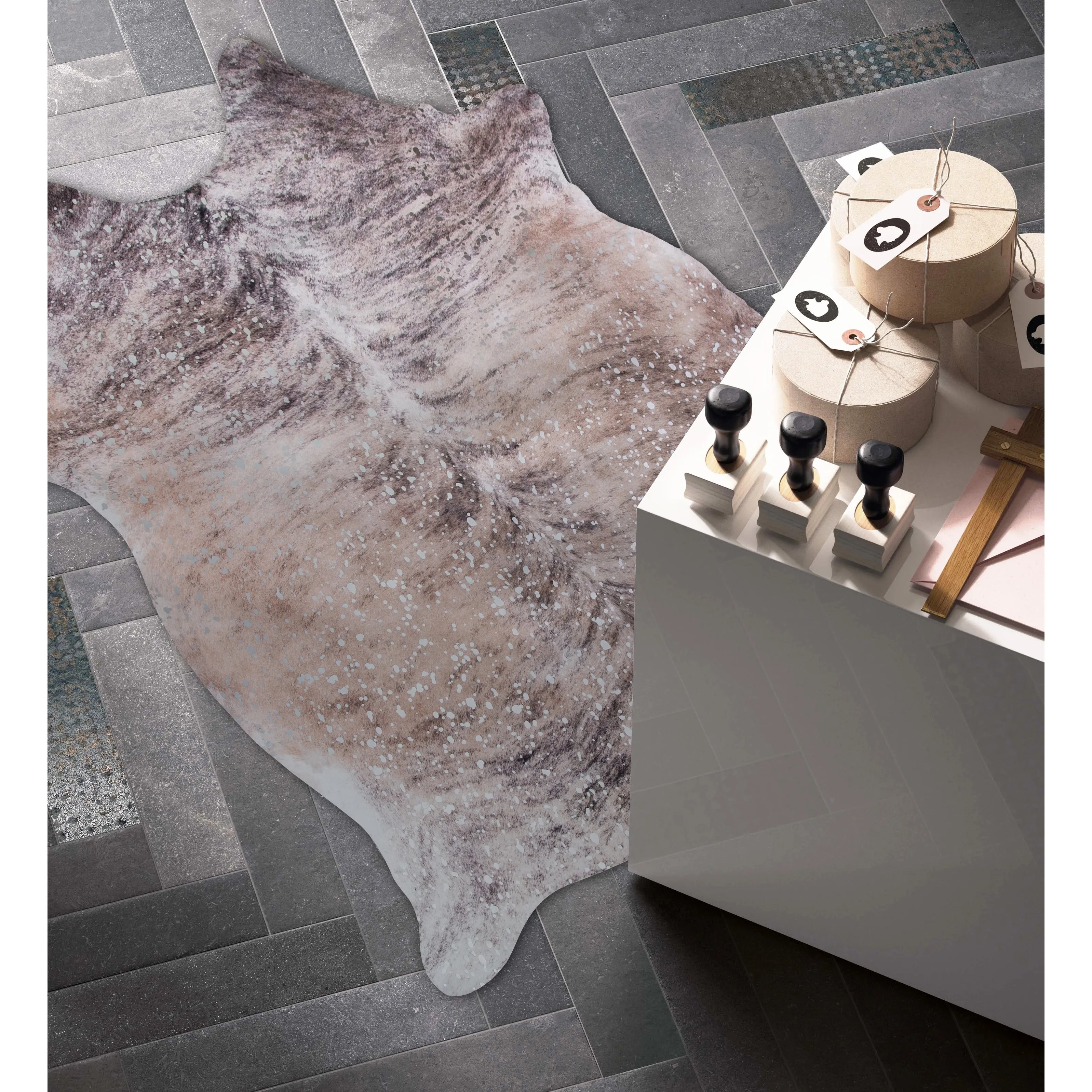 Rio Collection Faux Cowhide Printed Rug with Foil Accents