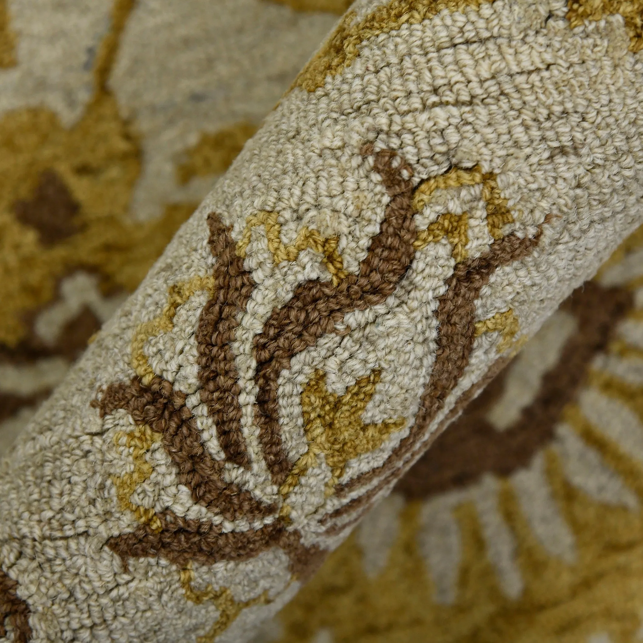 Romesha Newburg Hand-Hooked Wool Area Rug