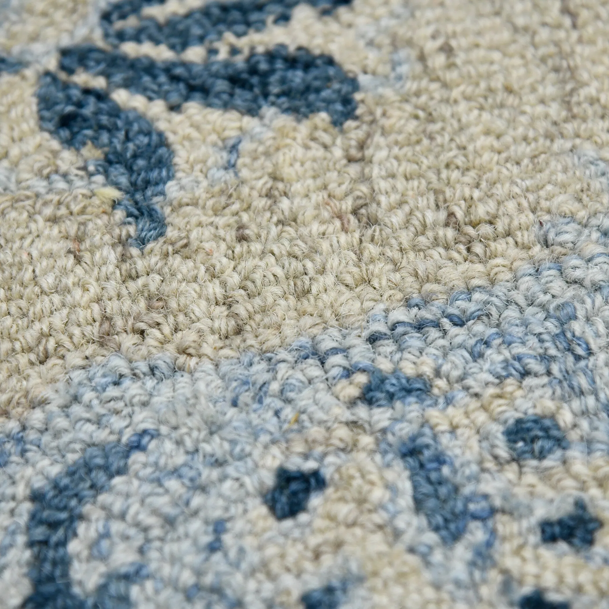 Romesha Newburg Hand-Hooked Wool Area Rug