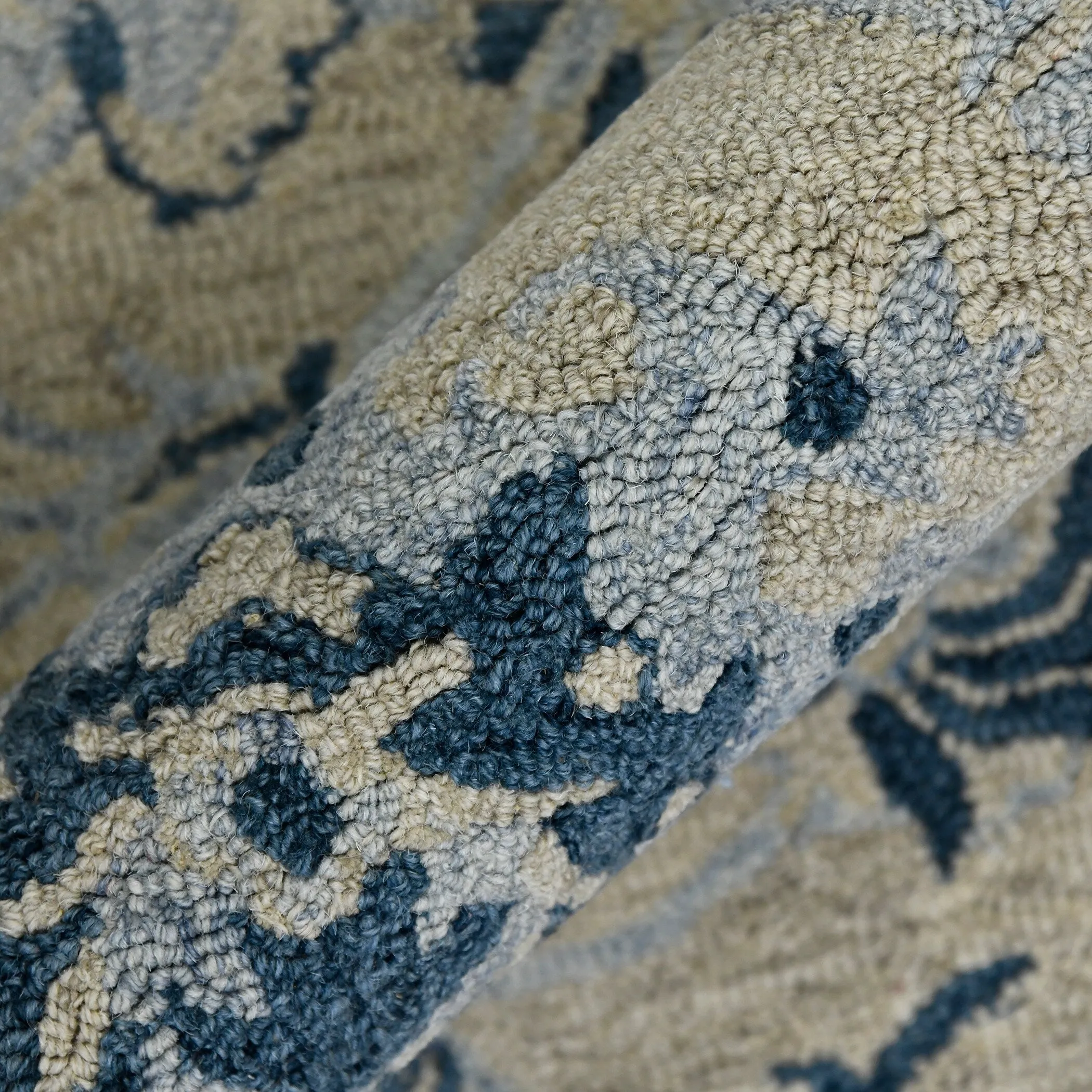 Romesha Newburg Hand-Hooked Wool Area Rug
