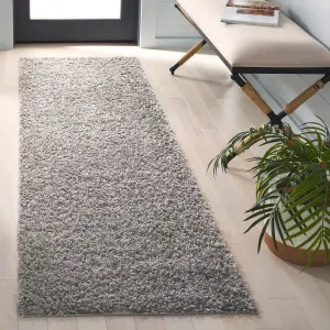 SAFAVIEH Athens Shag Ilaha 1.5-inch Thick Rug - Light Grey - 2' 3 x 8'