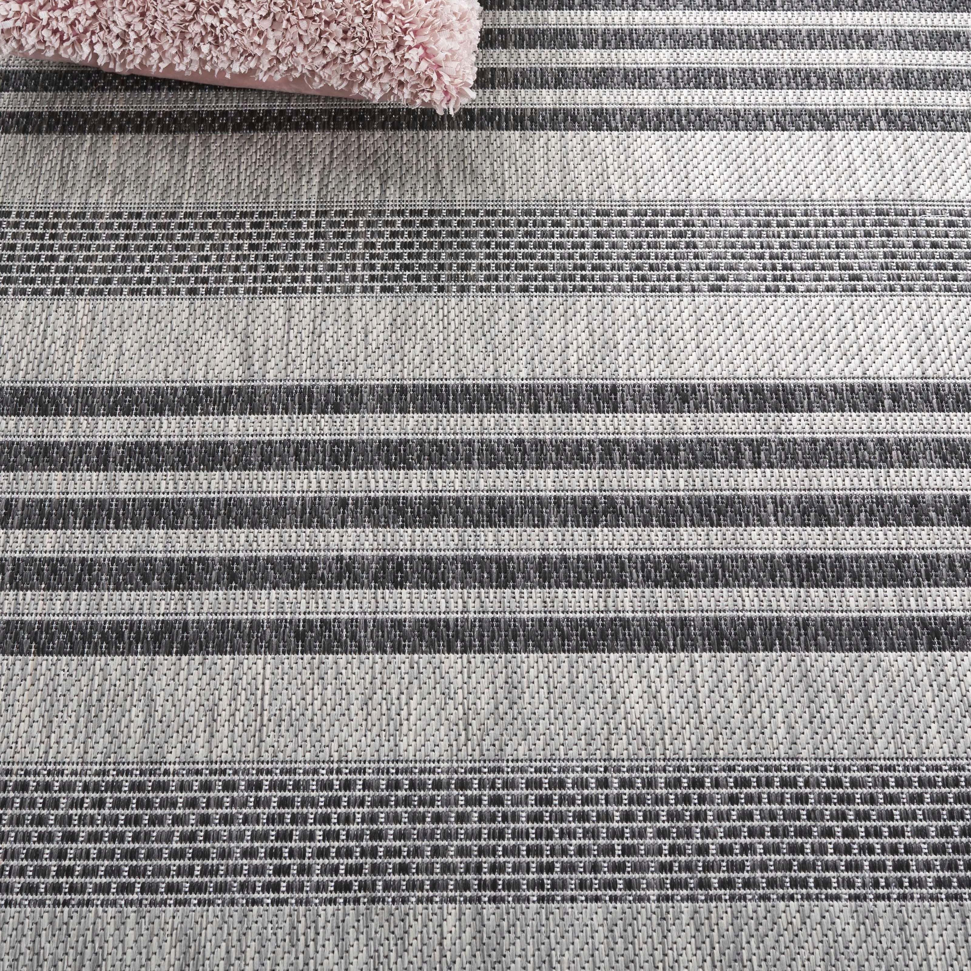 SAFAVIEH Beach House Gritta Transitional Rug