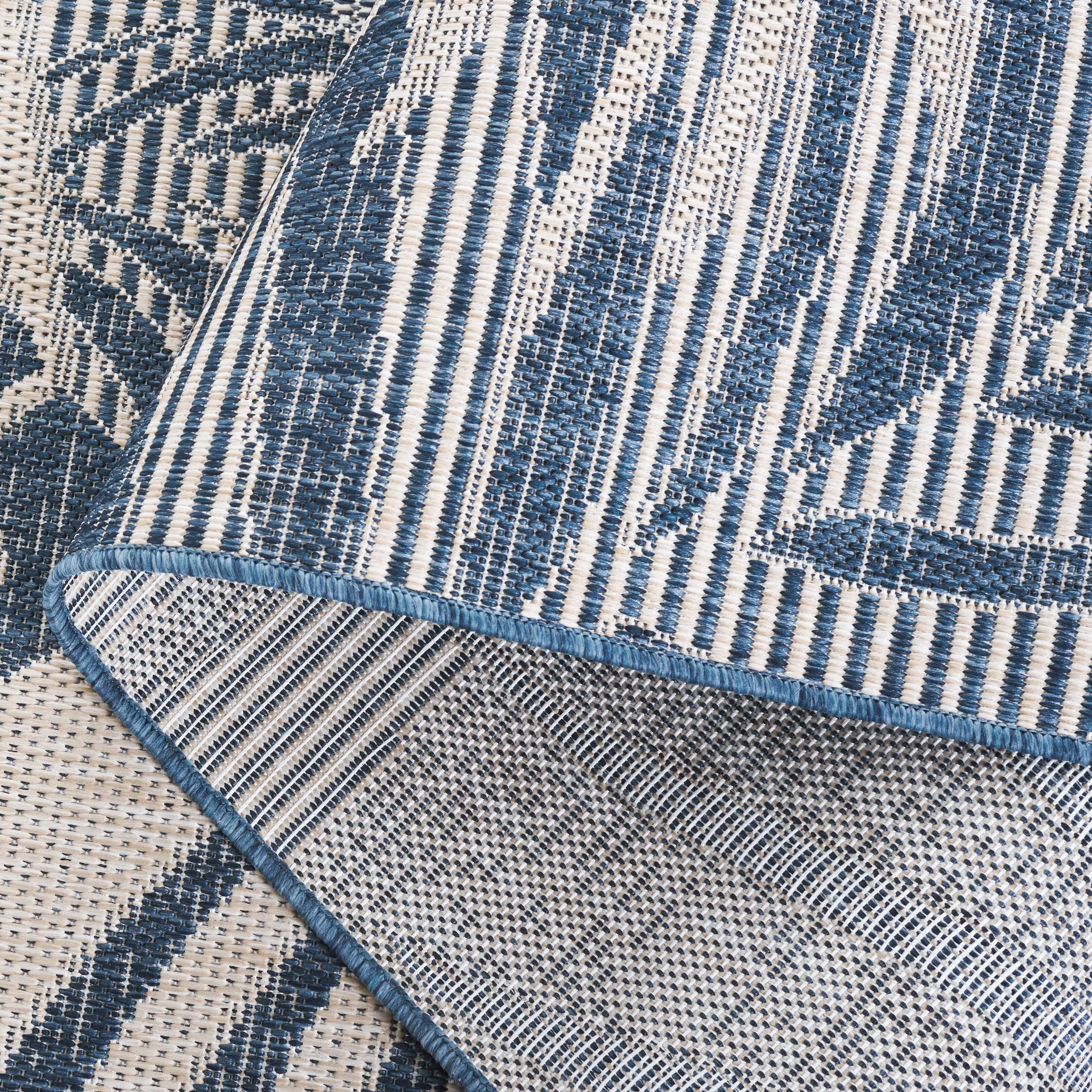 SAFAVIEH Beach House Nassrin Transitional Rug