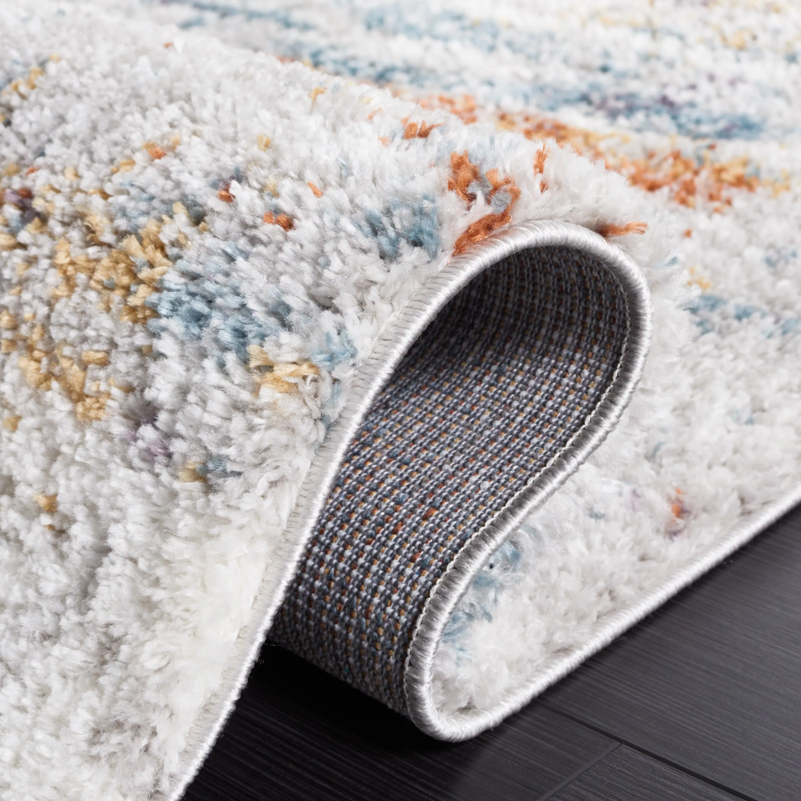 SAFAVIEH Berber Shag Anamika Rug