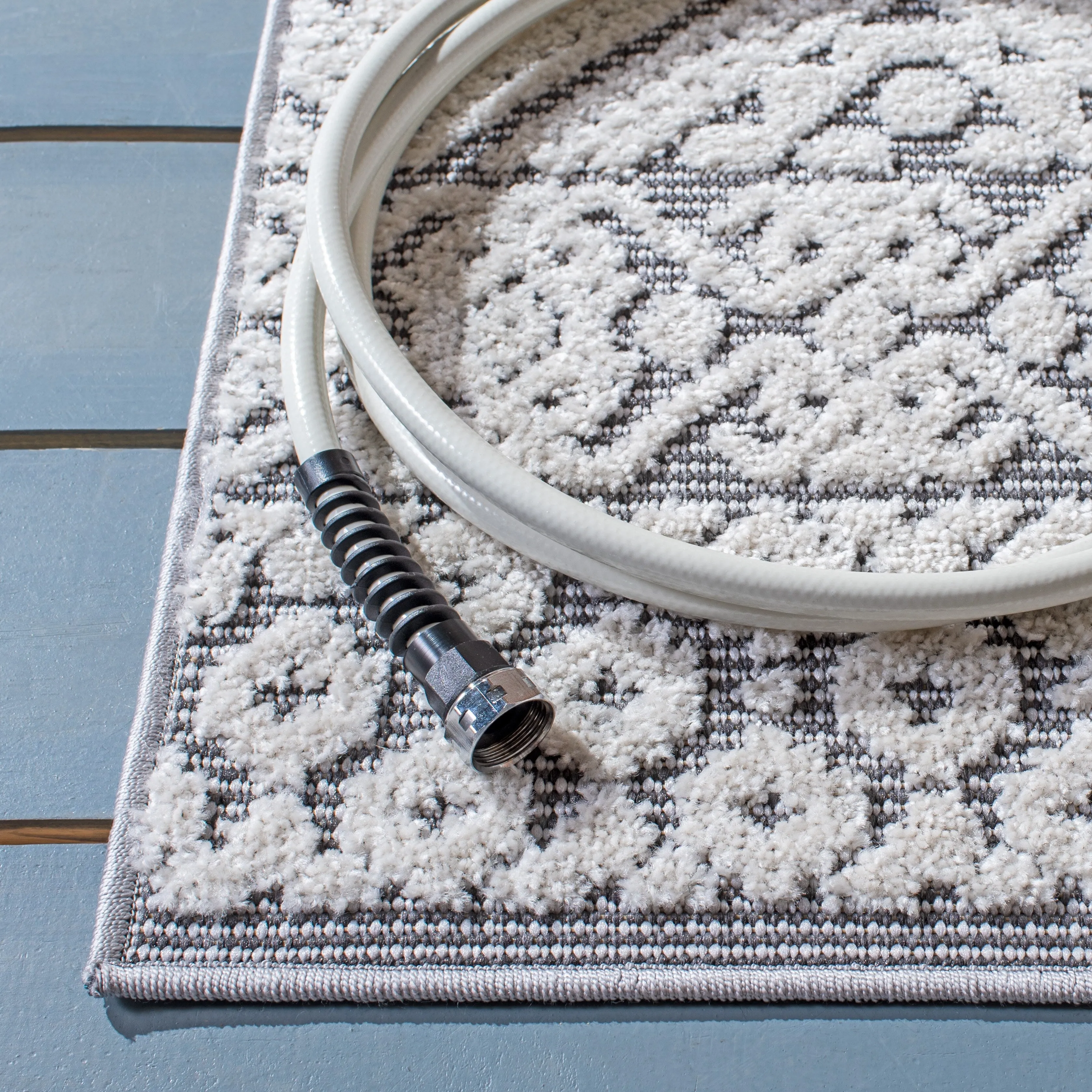 SAFAVIEH Cabana Dudi Indoor/ Outdoor Waterproof Patio Rug