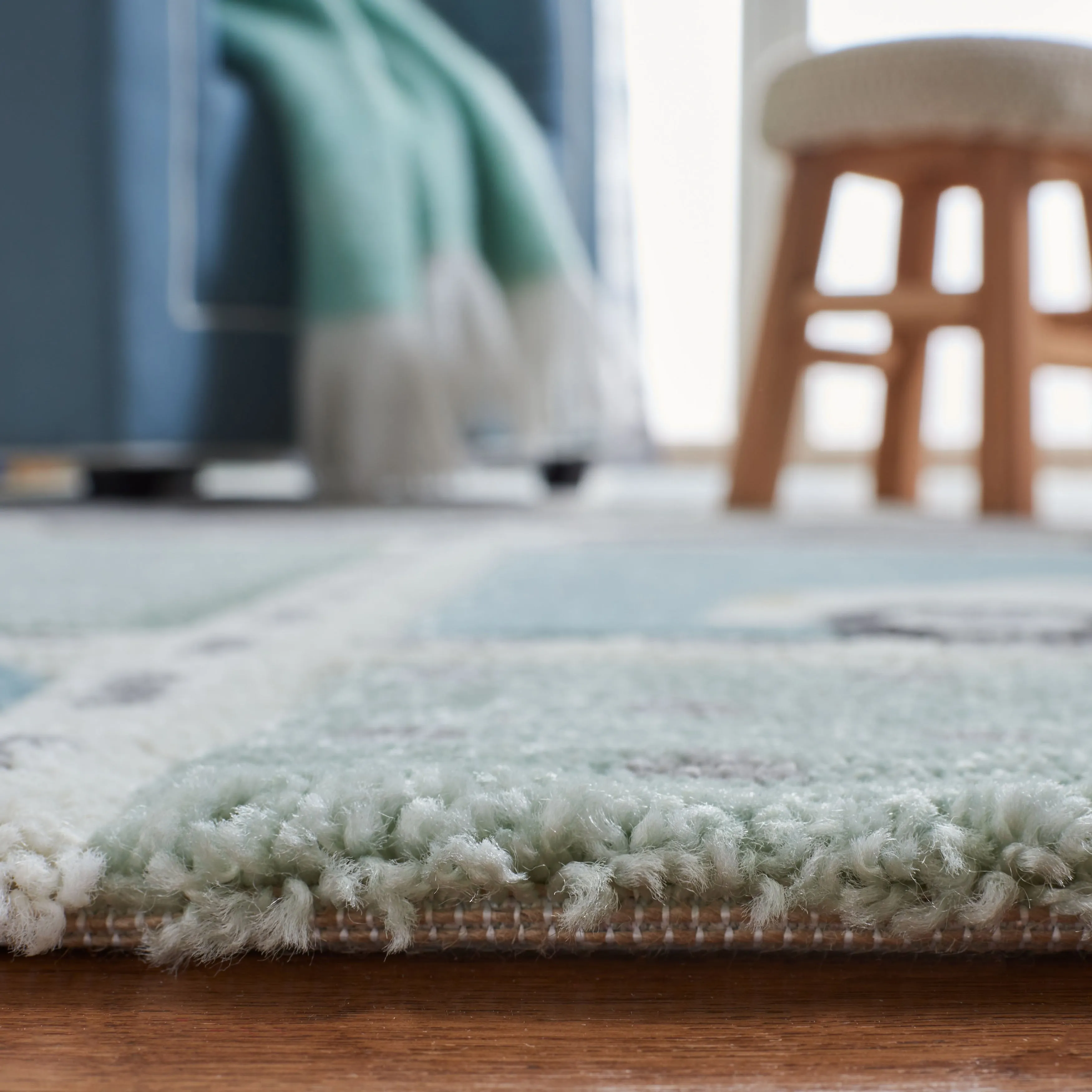SAFAVIEH Carousel Kids Lumnie Neighborhood Rug