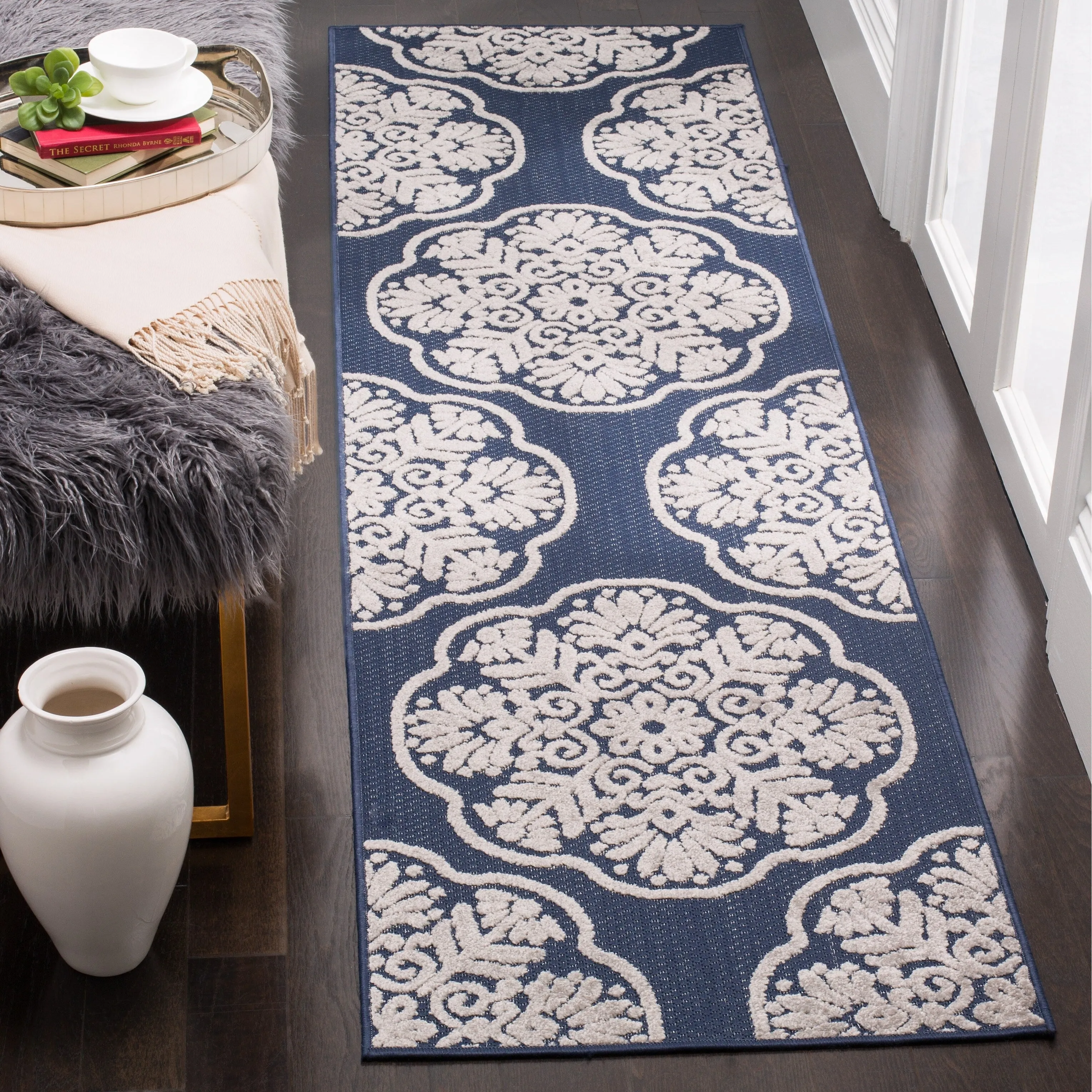 SAFAVIEH Cottage Magnhild Indoor/ Outdoor Patio Backyard Rug