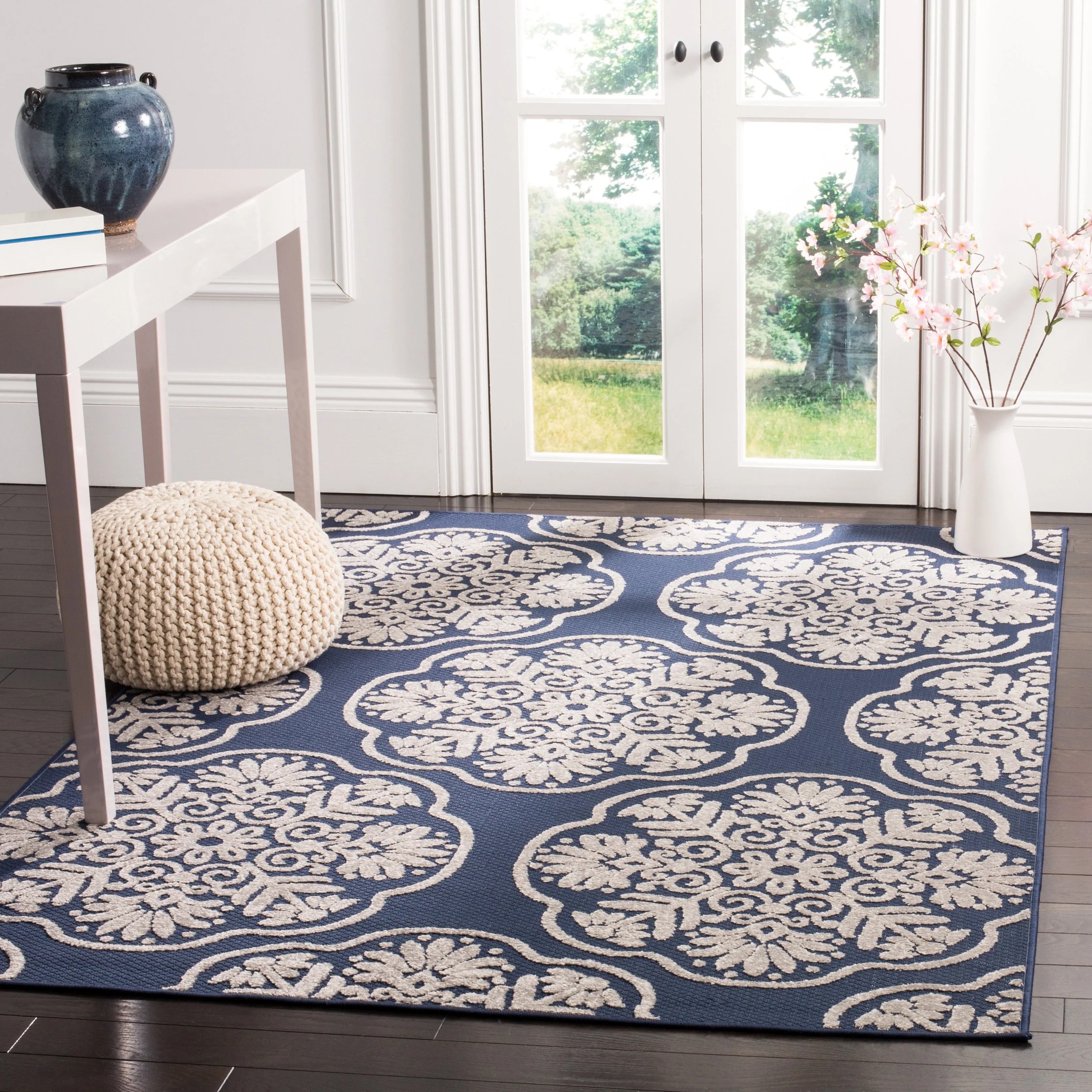 SAFAVIEH Cottage Magnhild Indoor/ Outdoor Patio Backyard Rug