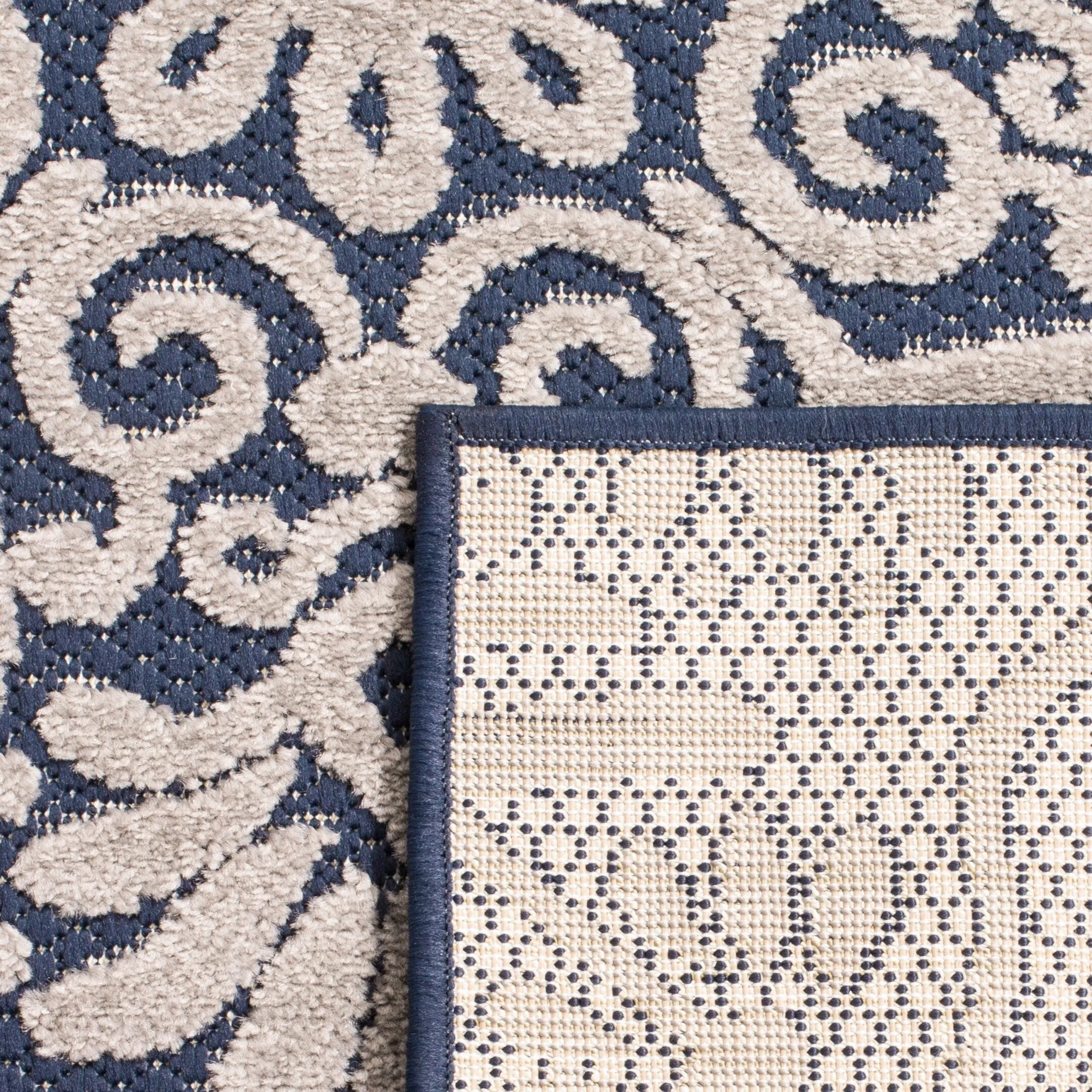 SAFAVIEH Cottage Magnhild Indoor/ Outdoor Patio Backyard Rug