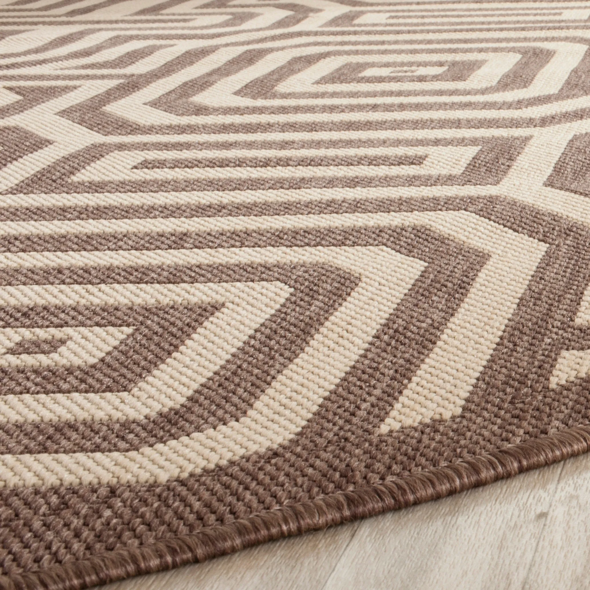 SAFAVIEH Courtyard Billye Indoor/ Outdoor Waterproof Patio Backyard Rug
